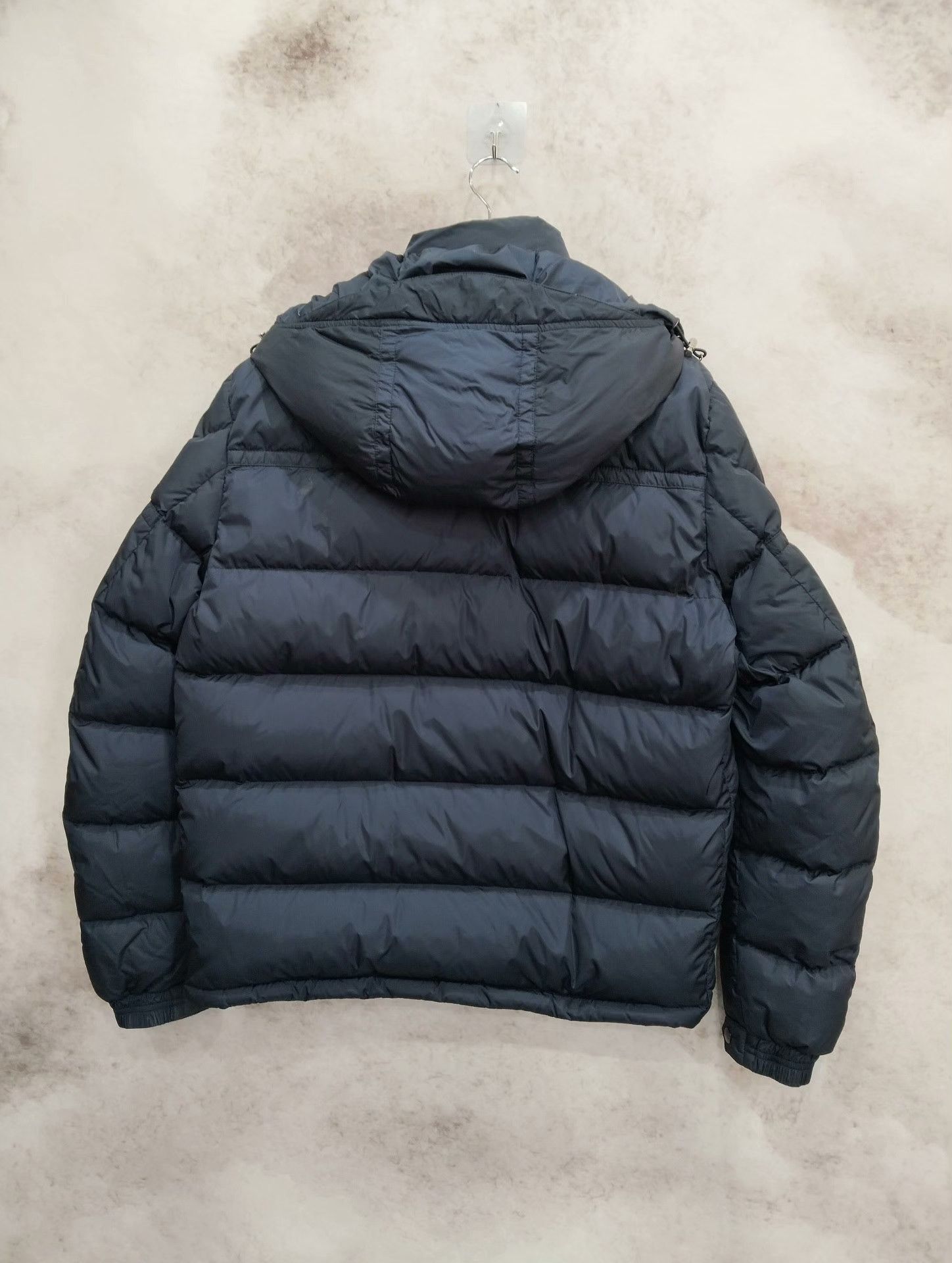 Moncler Moncler Down Heavy Coat L Men Size US L / EU 52-54 / 3 - 2 Thumbnail
