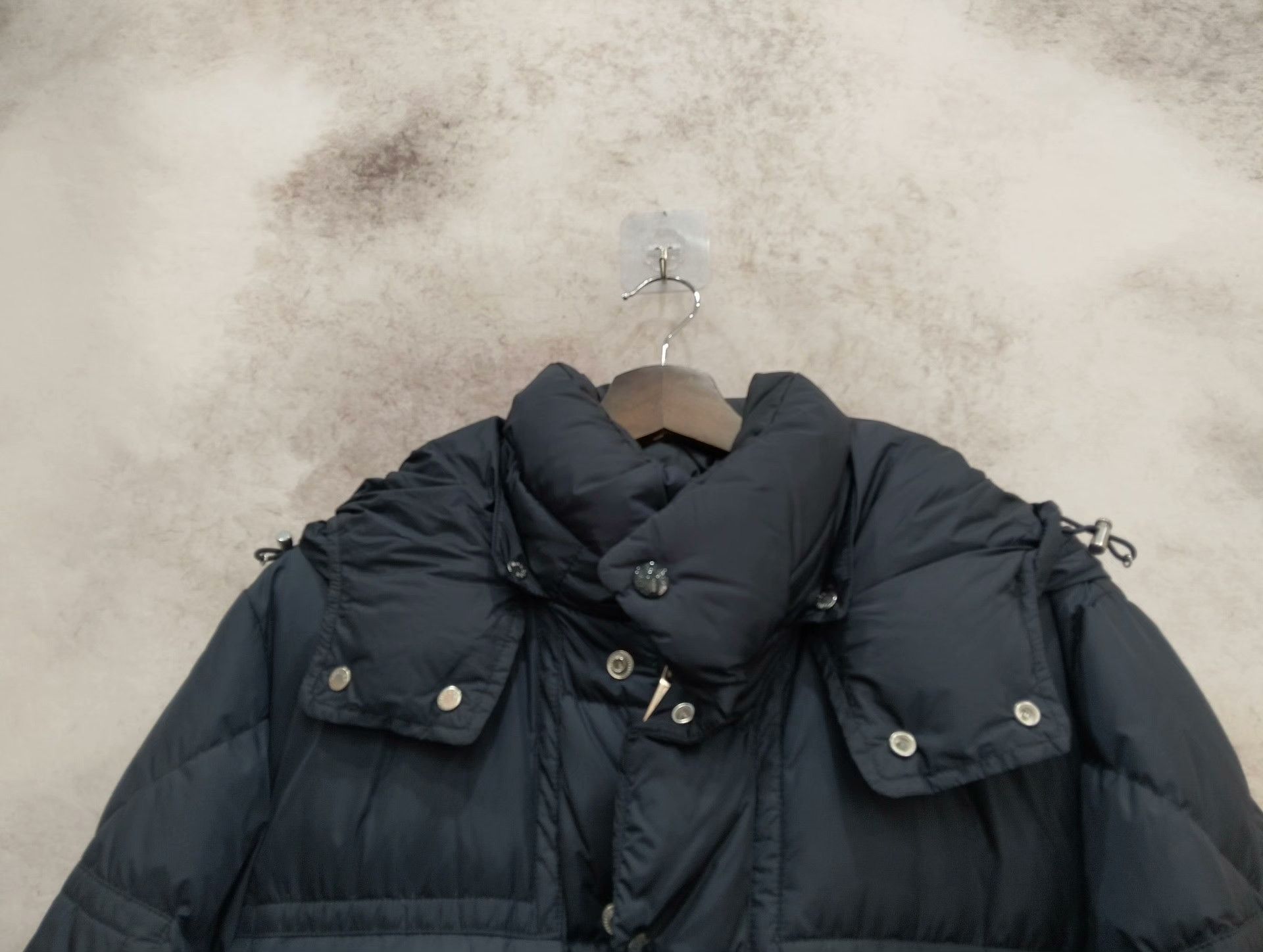 Moncler Moncler Down Heavy Coat L Men Size US L / EU 52-54 / 3 - 8 Thumbnail