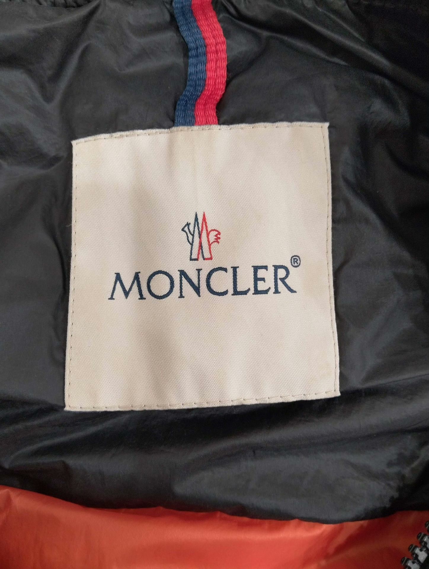 Moncler Moncler Down Heavy Coat L Men Size US L / EU 52-54 / 3 - 3 Thumbnail