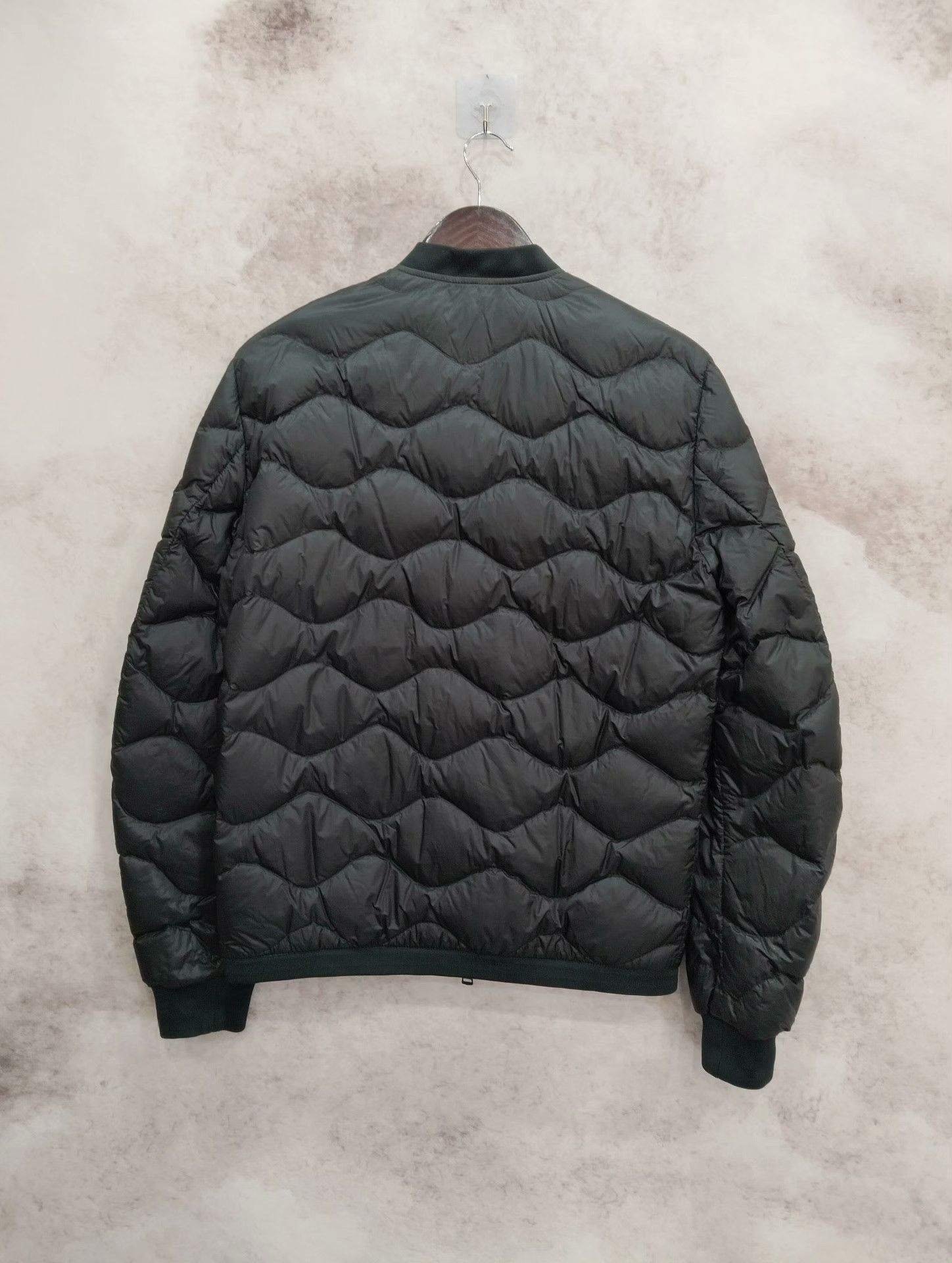 Moncler Moncler Down Heavy Coat L Men Size US L / EU 52-54 / 3 - 2 Thumbnail