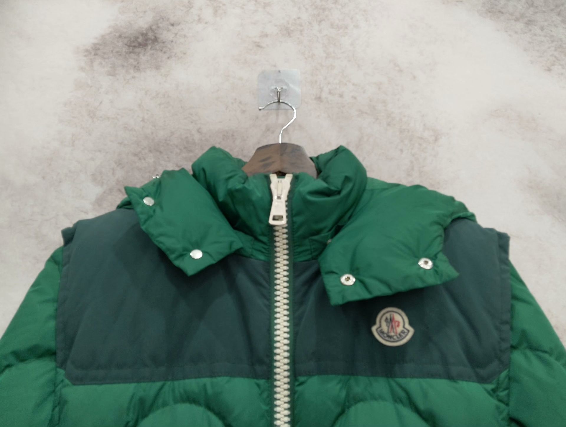 Moncler Moncler Down Heavy Coat L Men Size US L / EU 52-54 / 3 - 7 Thumbnail