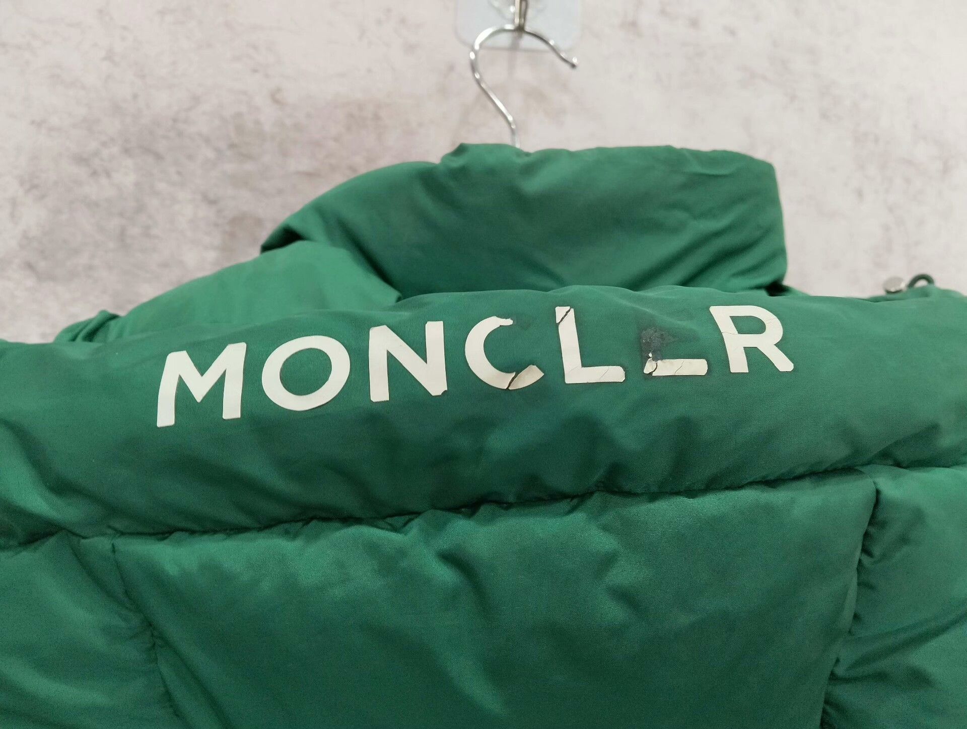 Moncler Moncler Down Heavy Coat L Men Size US L / EU 52-54 / 3 - 9 Thumbnail