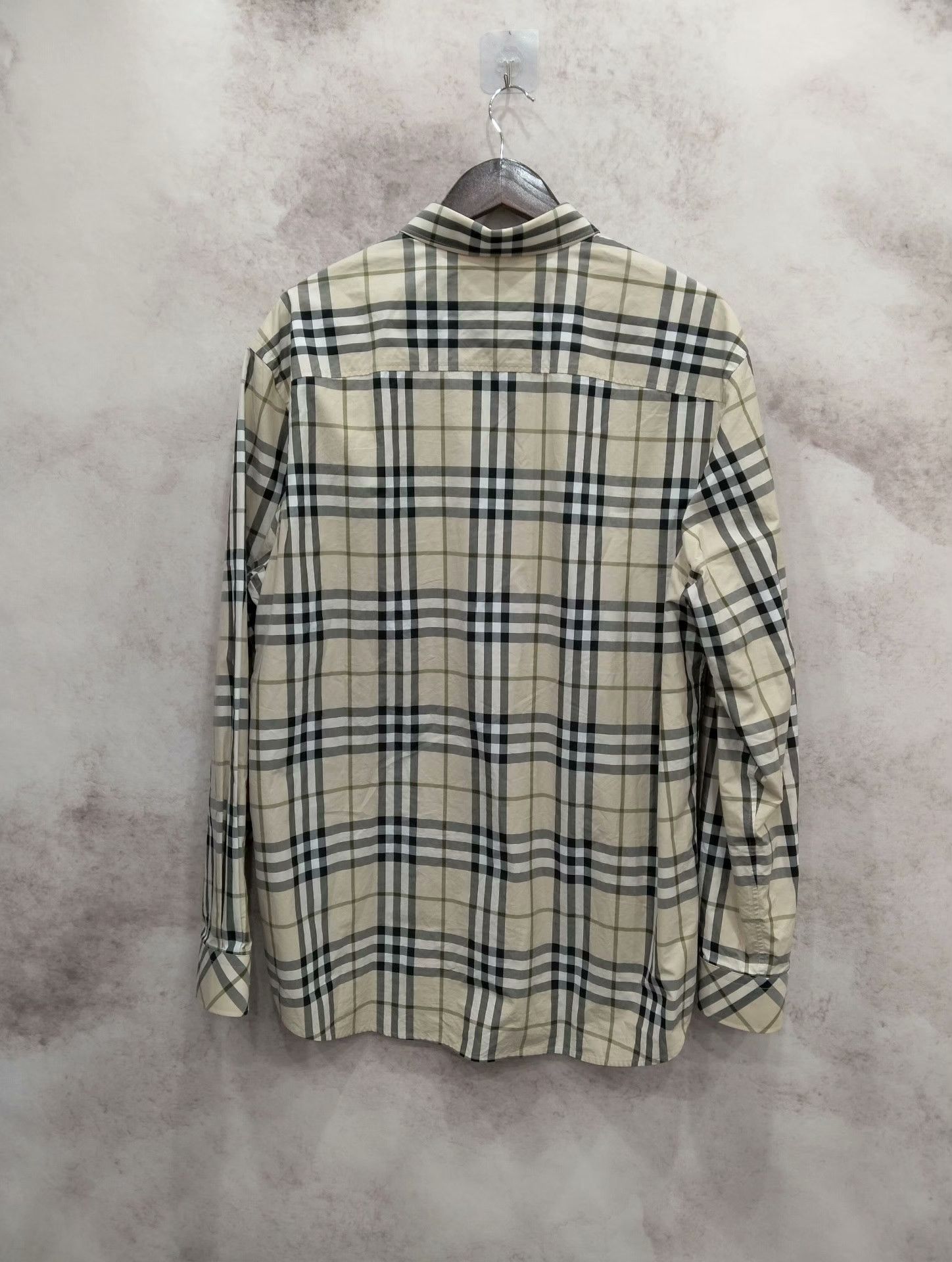 Burberry Burberry Shirt XXL Men Size US XXL / EU 58 / 5 - 2 Thumbnail