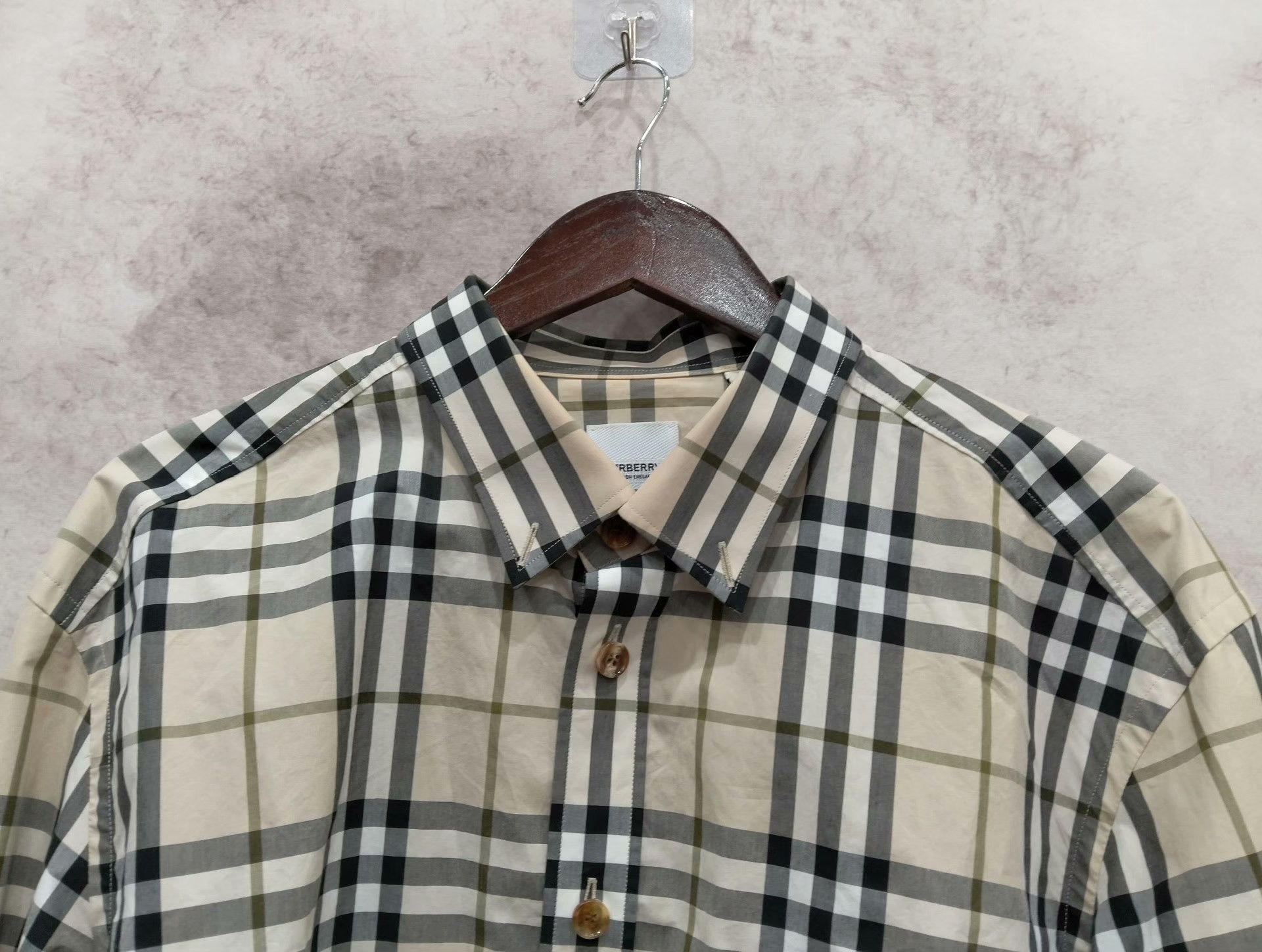 Burberry Burberry Shirt XXL Men Size US XXL / EU 58 / 5 - 7 Thumbnail