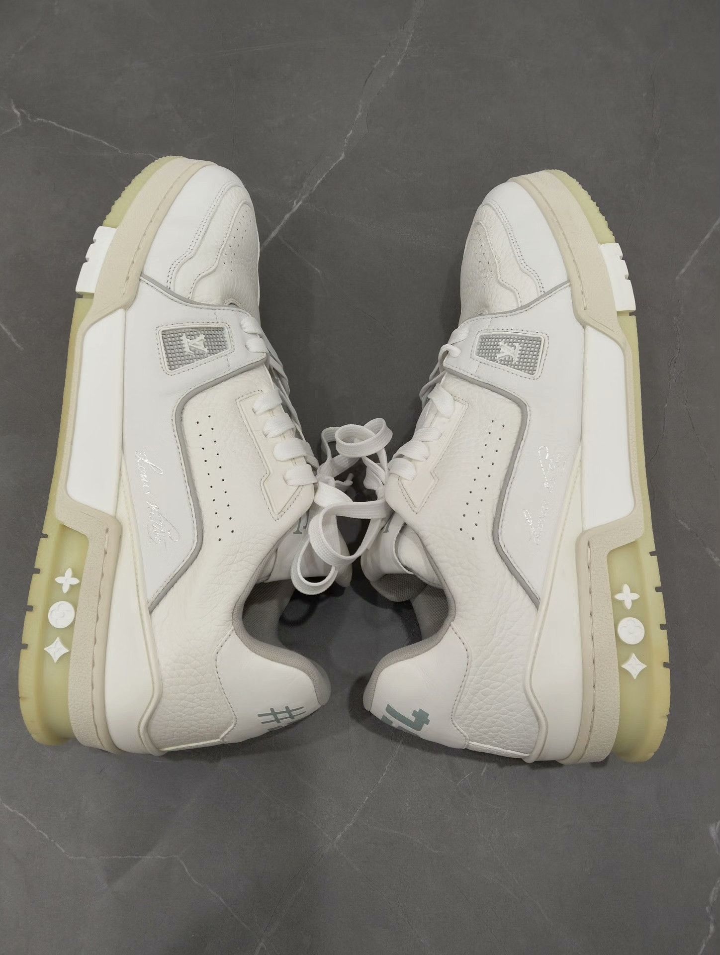 Louis Vuitton Louis Vuitton Training Lowtop Sneakers 43 Men Size US 10 / EU 43 - 3 Thumbnail