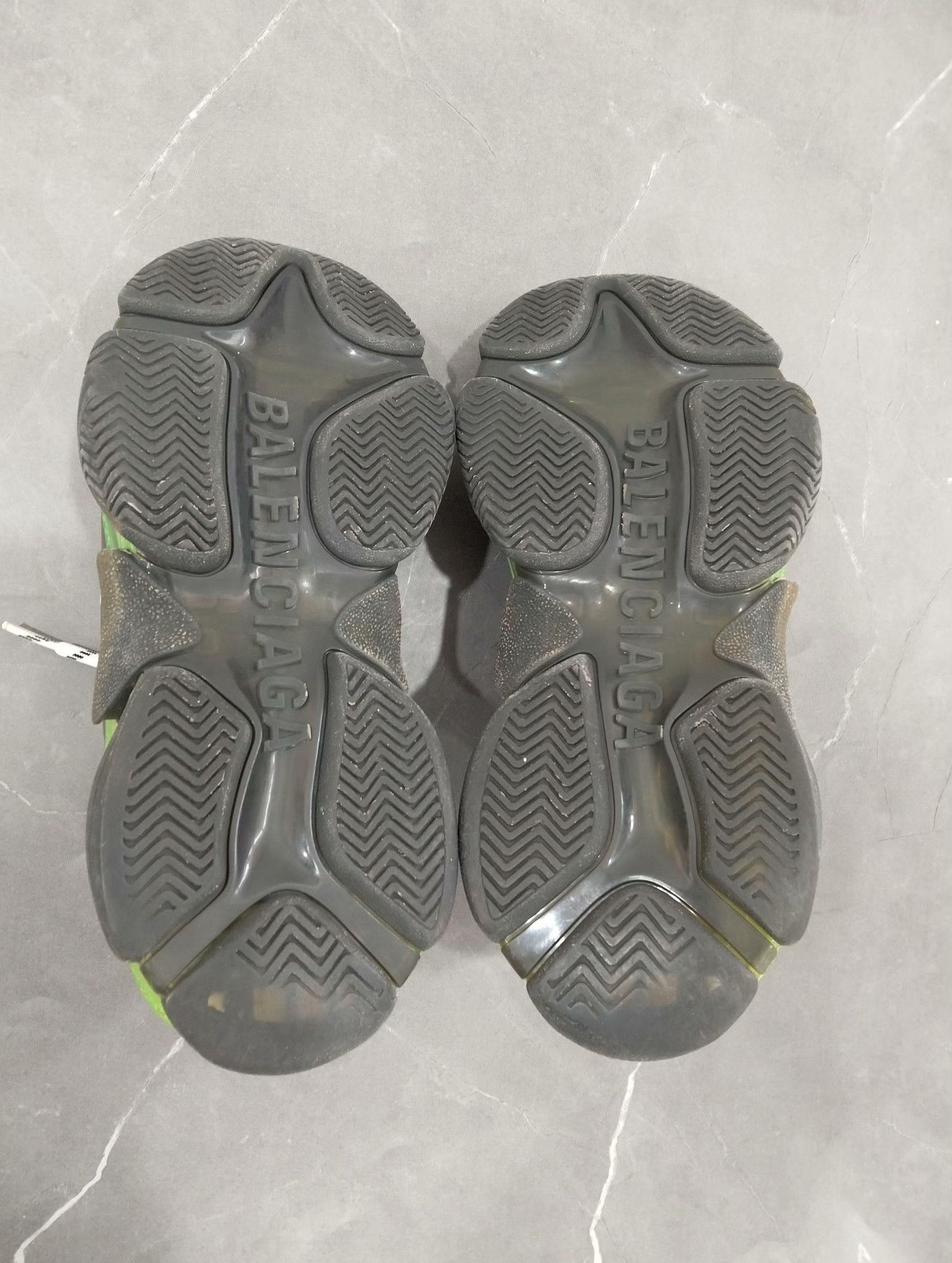 Balenciaga Balenciaga Lowtop Sneakers 36 Women Size US 6 / IT 36 - 6 Thumbnail