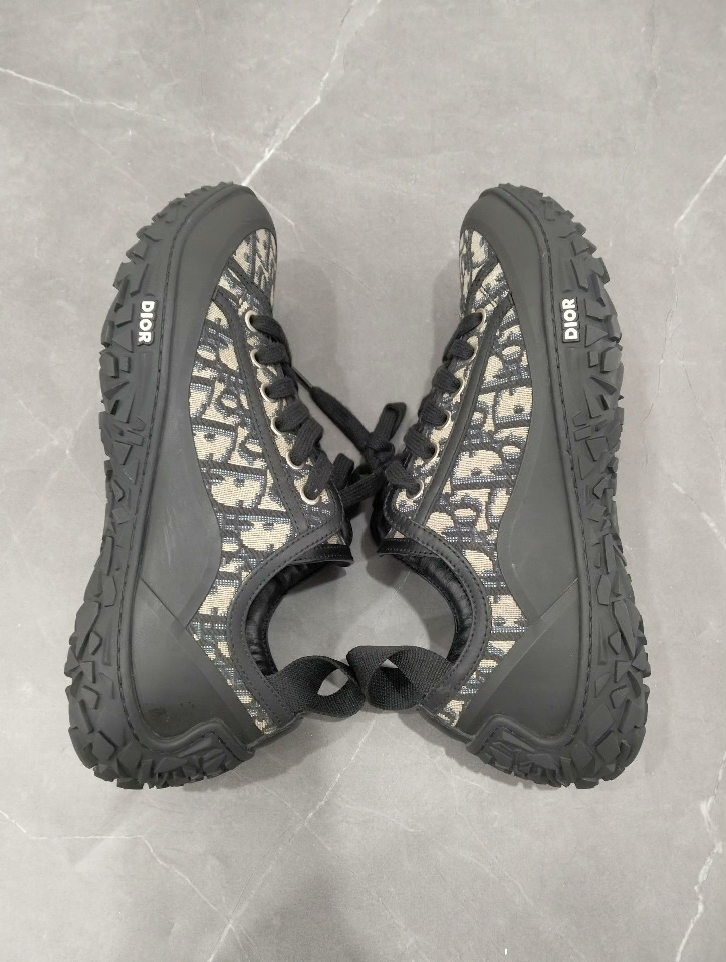 Dior Dior Lowtop Sneakers 39 Women Size US 8.5 / IT 38.5 - 3 Thumbnail