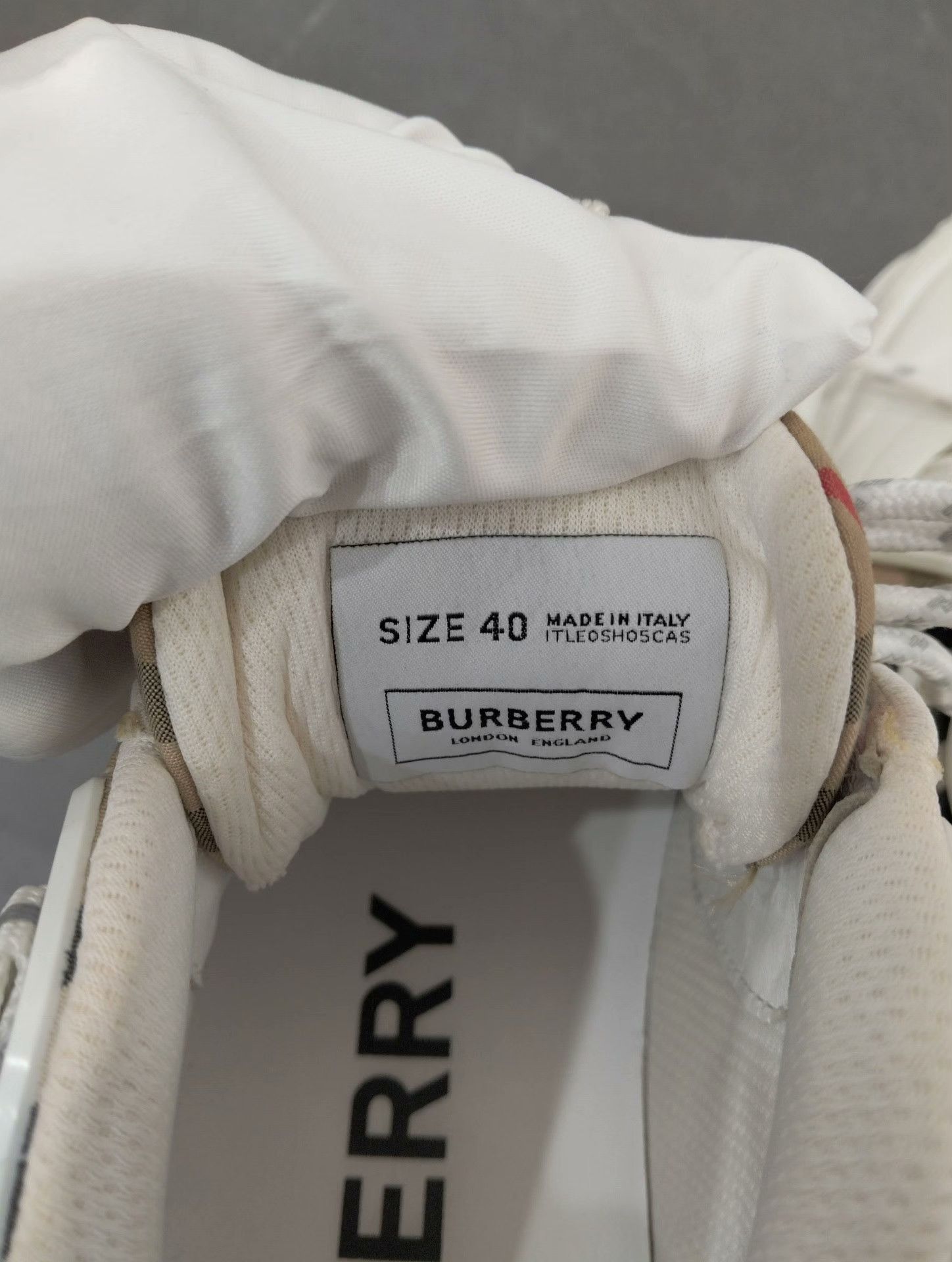 Burberry Burberry Lowtop Sneakers 40 Men Size US 7.5 / EU 40-41 - 8 Thumbnail