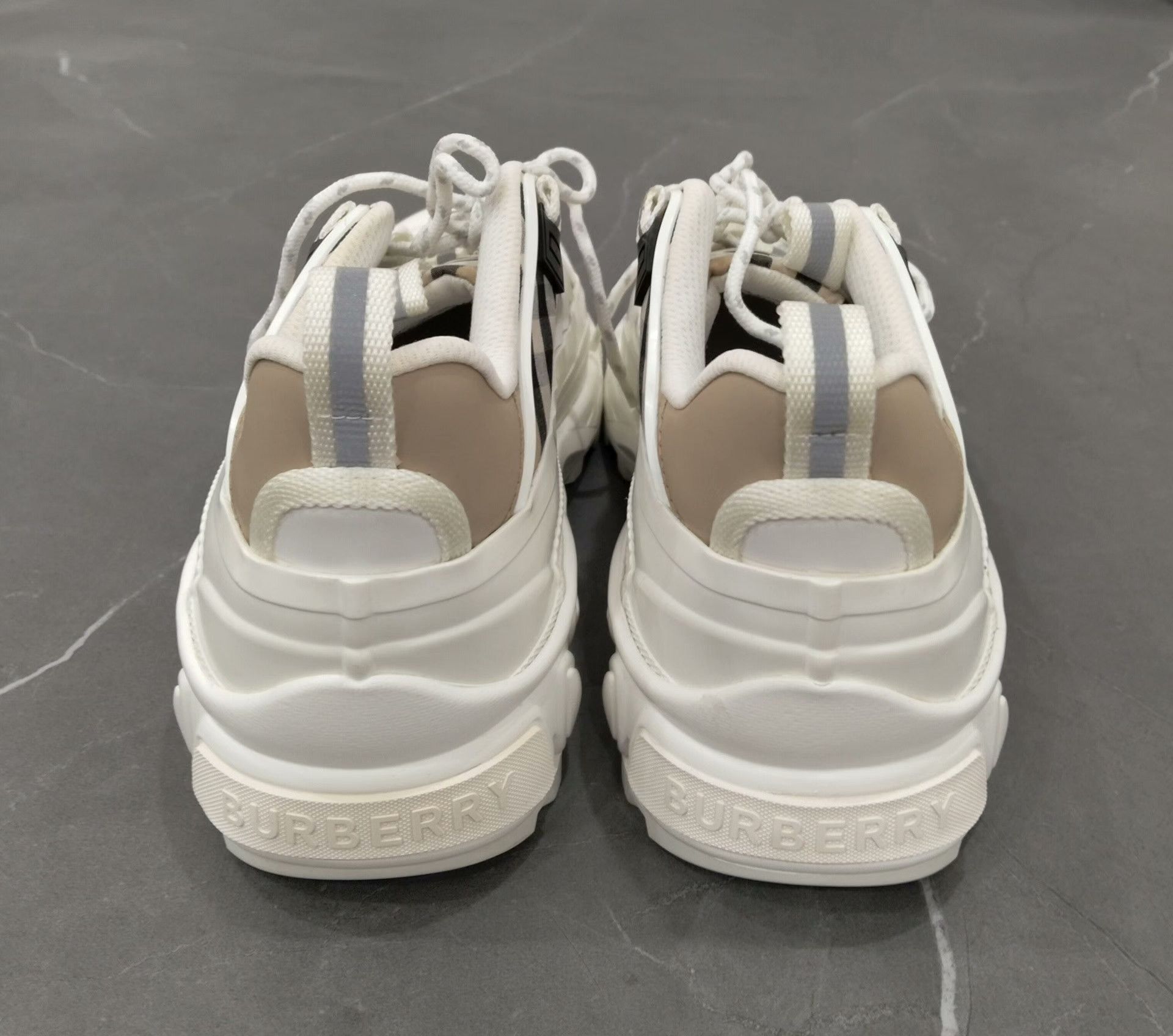 Burberry Burberry Lowtop Sneakers 40 Men Size US 7.5 / EU 40-41 - 5 Thumbnail