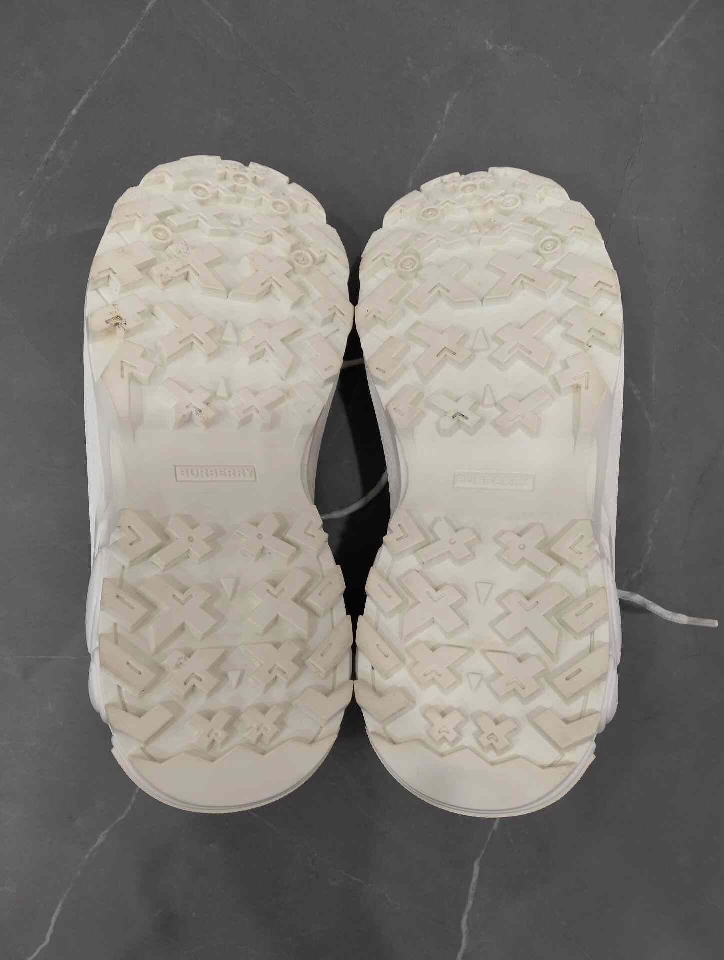 Burberry Burberry Lowtop Sneakers 40 Men Size US 7.5 / EU 40-41 - 6 Thumbnail