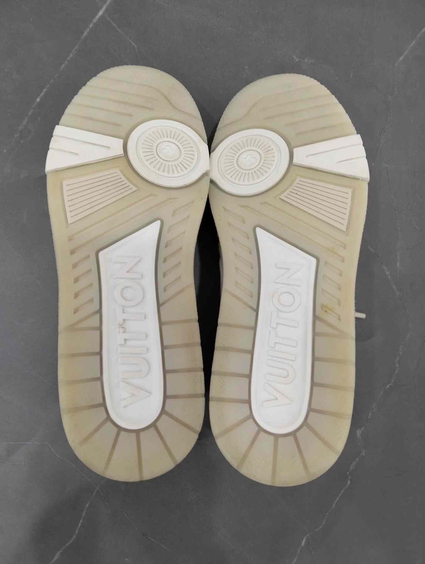 Louis Vuitton Louis Vuitton Training Lowtop Sneakers 41 Men Size US 8.5 / EU 41-42 - 6 Thumbnail