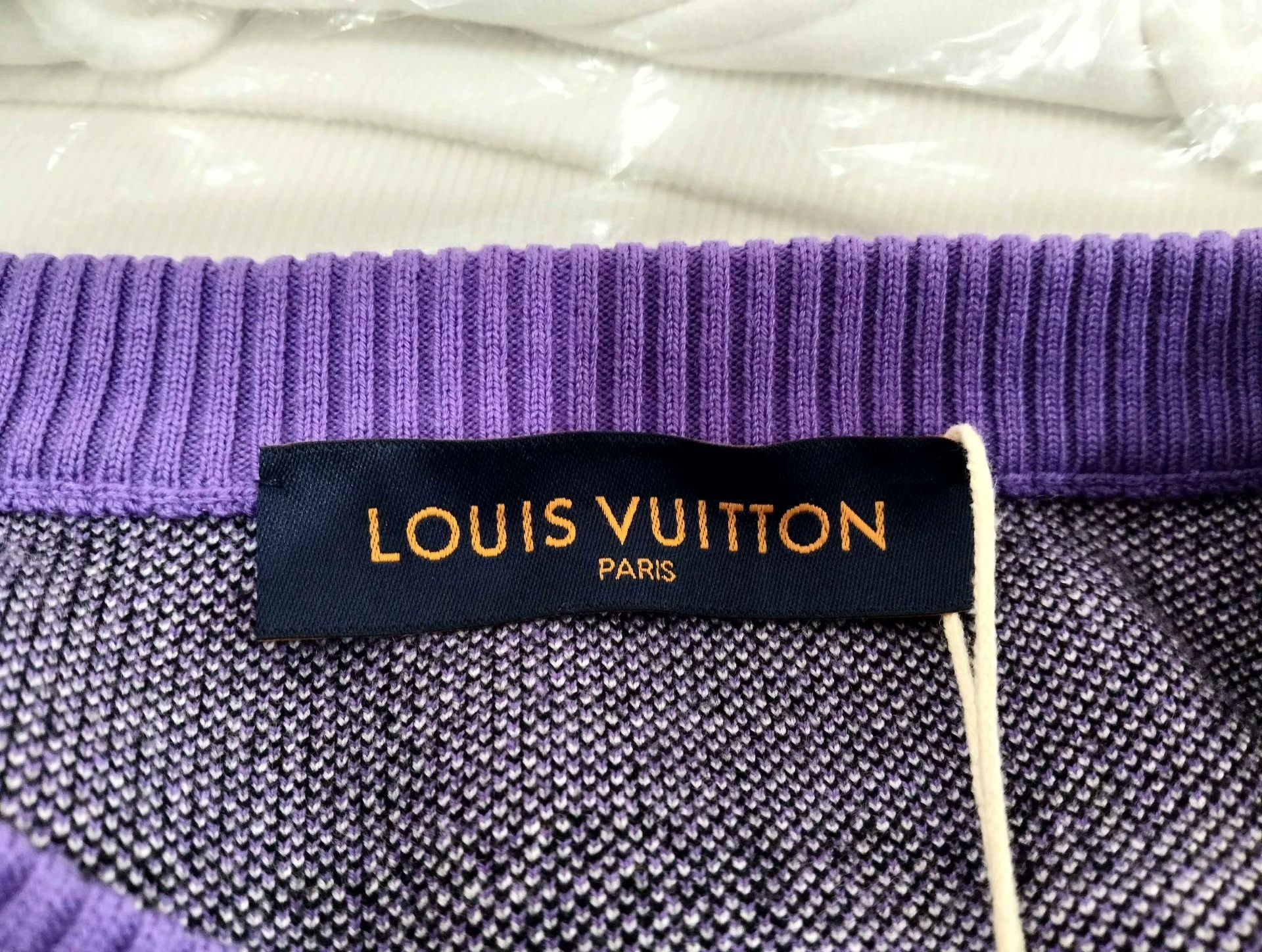 Louis Vuitton Louis Vuitton Purple Sweater M Women Size M / US 6-8 / IT 42-44 - 3 Thumbnail