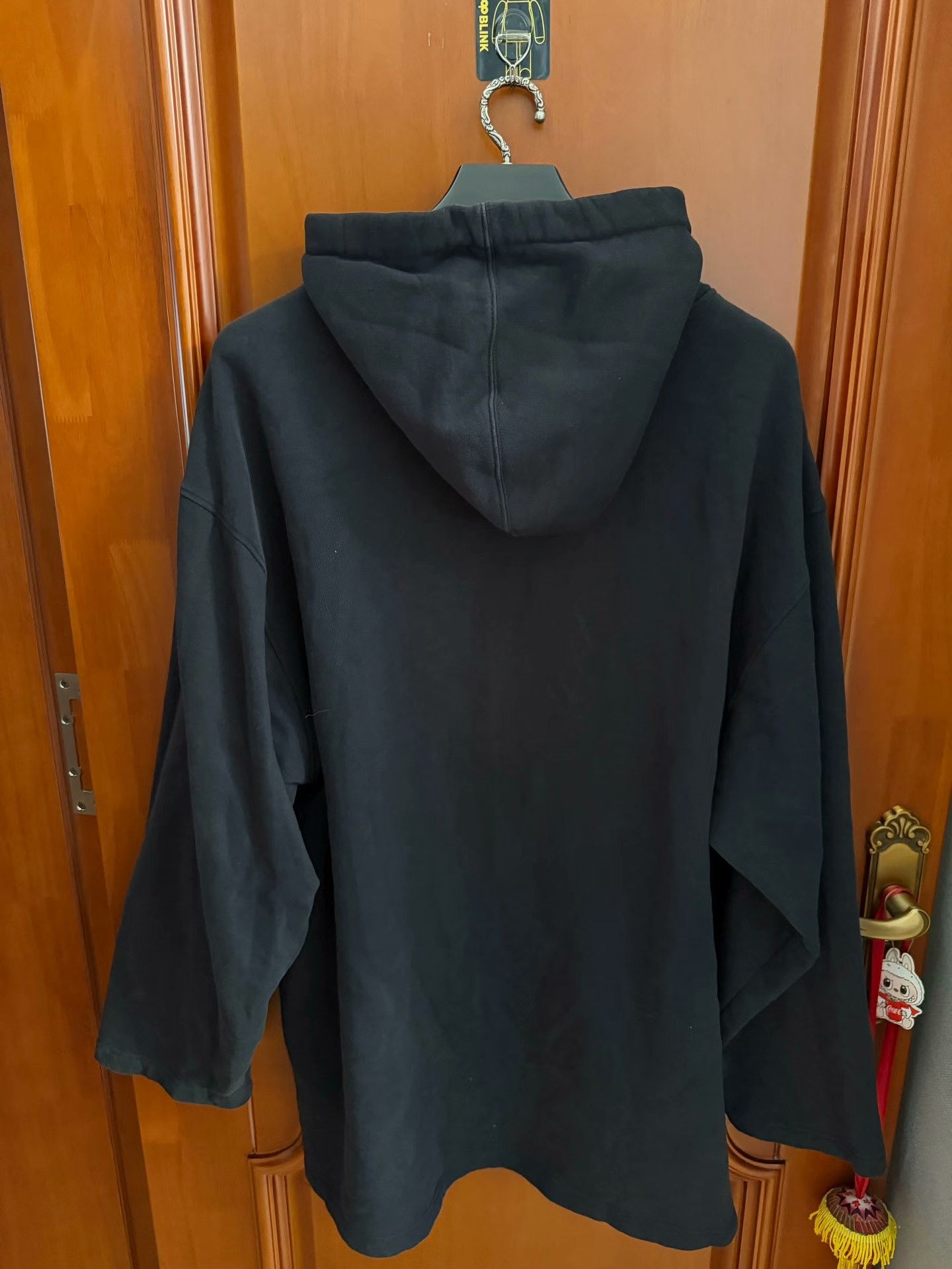 Balenciaga Balenciaga Retro Black Hoodie M Men Size US M / EU 48-50 / 2 - 2 Thumbnail