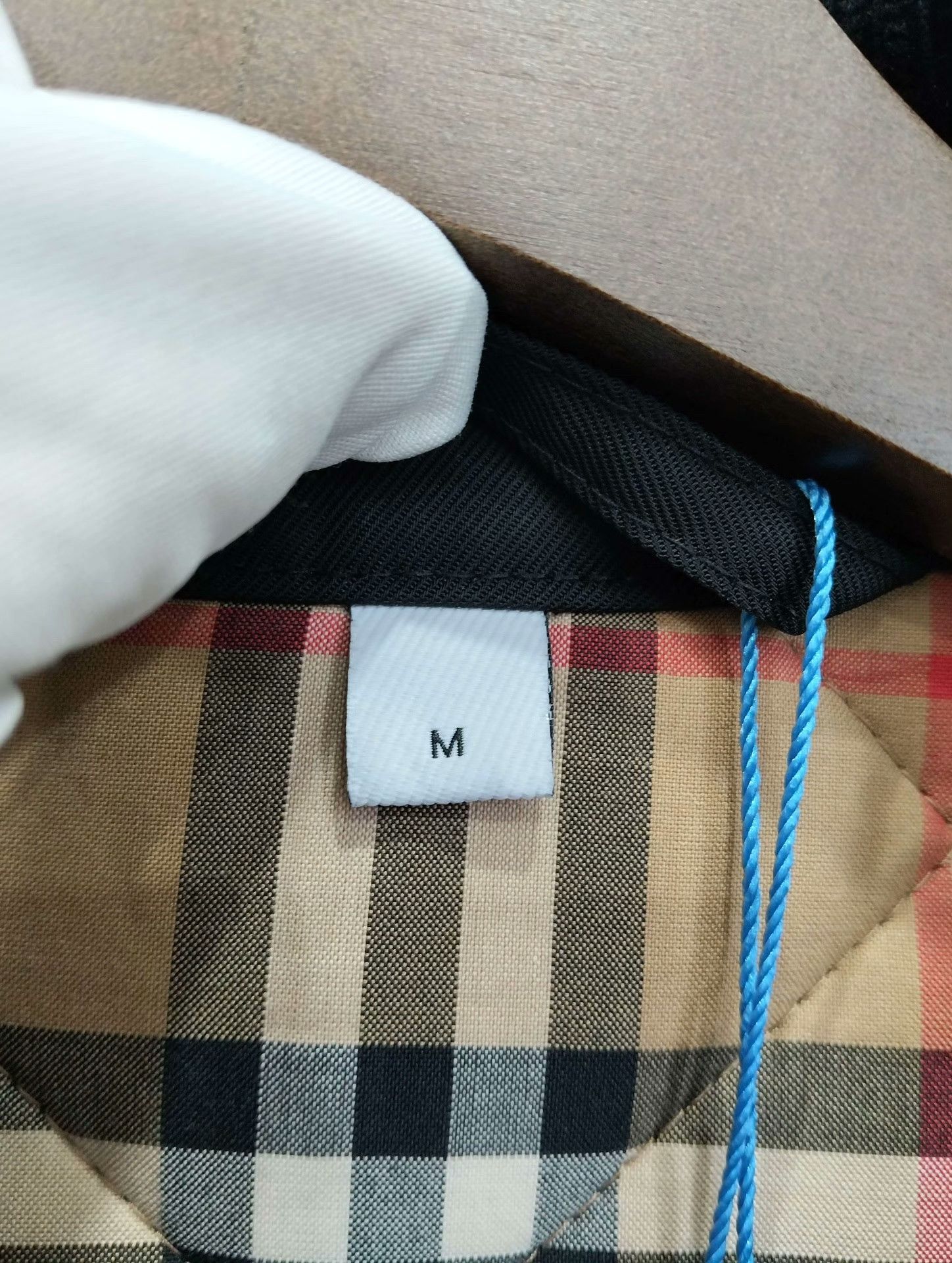 Burberry Burberry Light Jacket M Men Size US M / EU 48-50 / 2 - 4 Thumbnail
