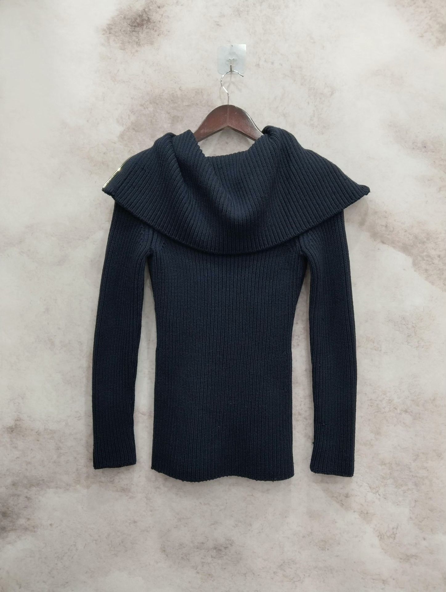 Miu Miu Miu Miu Knit Sweater 36 Women Size S / US 4 / IT 40 - 2 Thumbnail