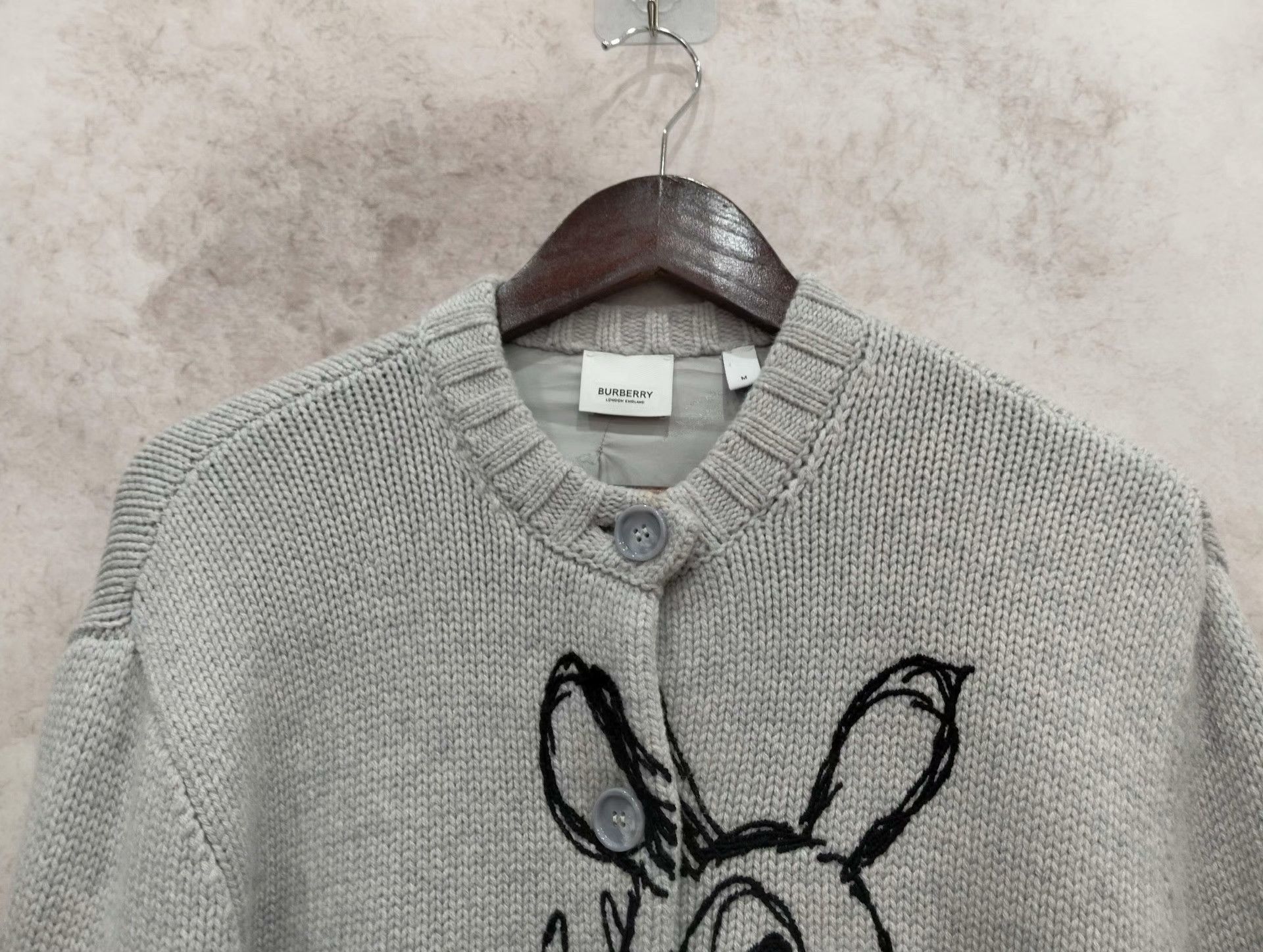 Burberry Burberry Knit Sweater M Men Size US M / EU 48-50 / 2 - 8 Thumbnail