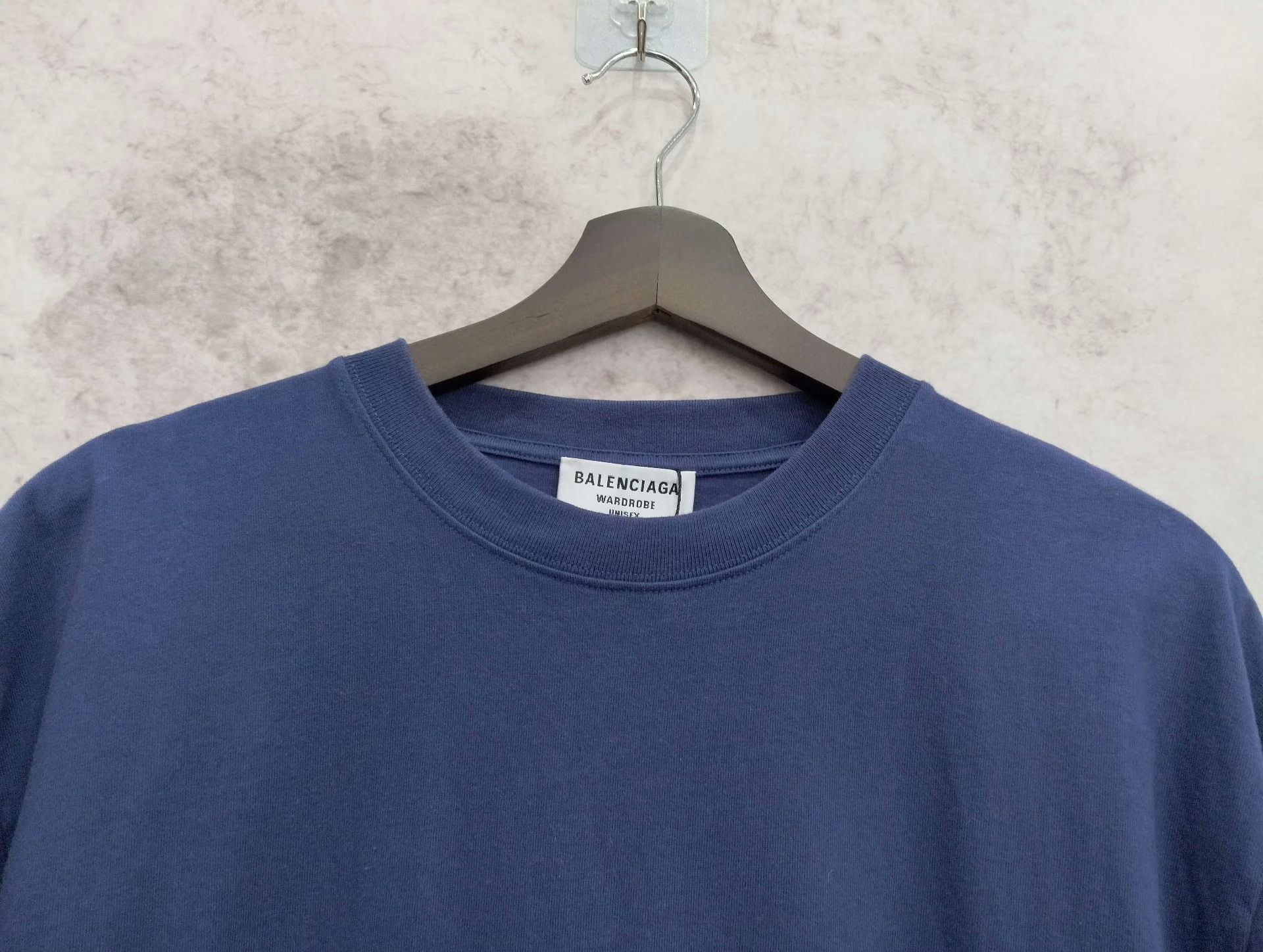 Balenciaga Balenciaga T-Shirt S Men Size US S / EU 44-46 / 1 - 6 Thumbnail