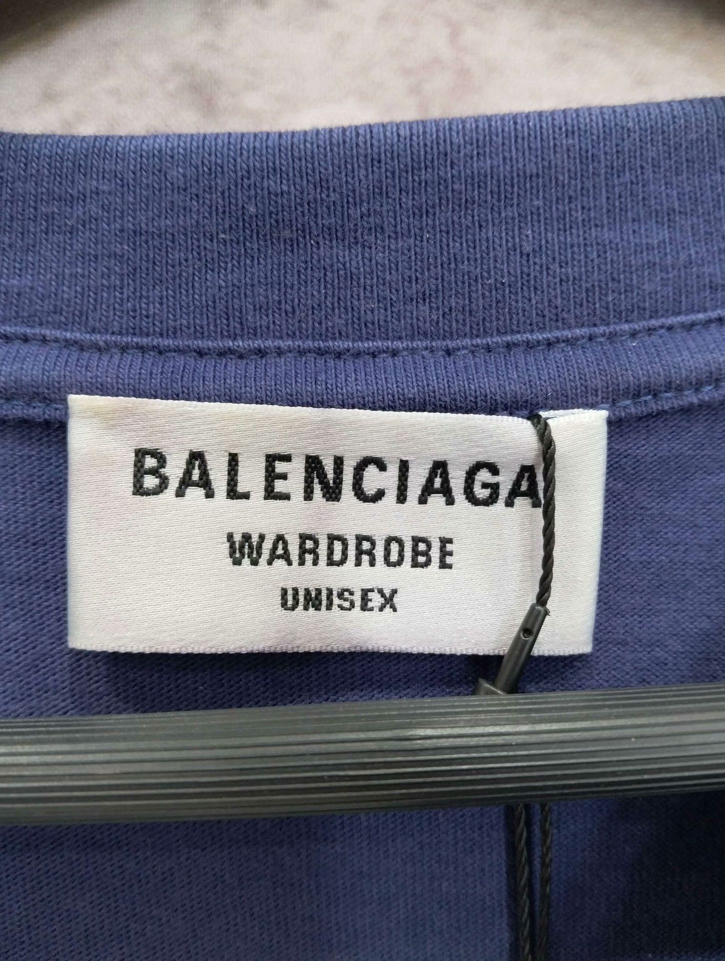 Balenciaga Balenciaga T-Shirt S Men Size US S / EU 44-46 / 1 - 3 Thumbnail