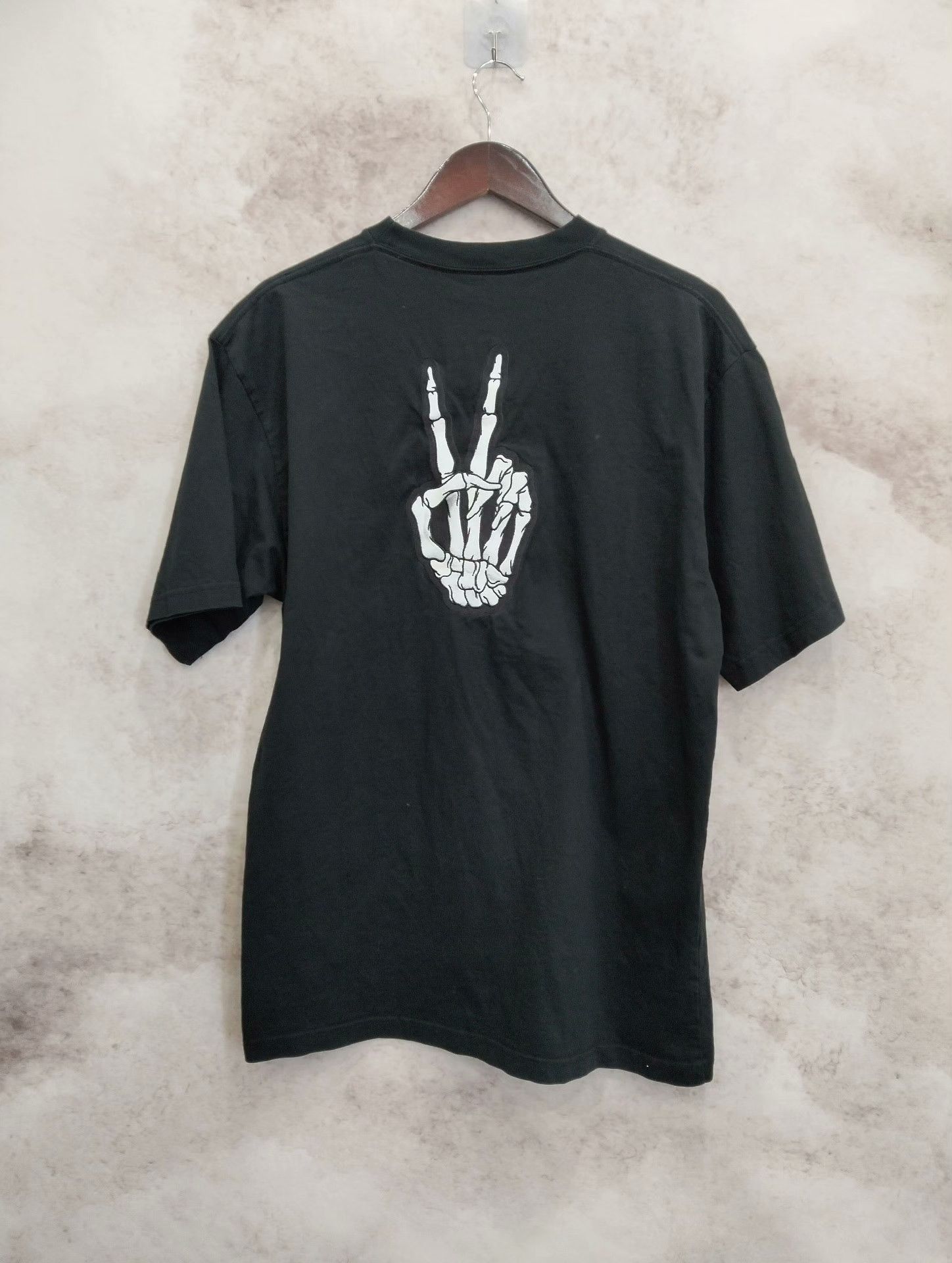 Balenciaga Balenciaga T-Shirt XS Men Size US XS / EU 42 / 0 - 2 Thumbnail