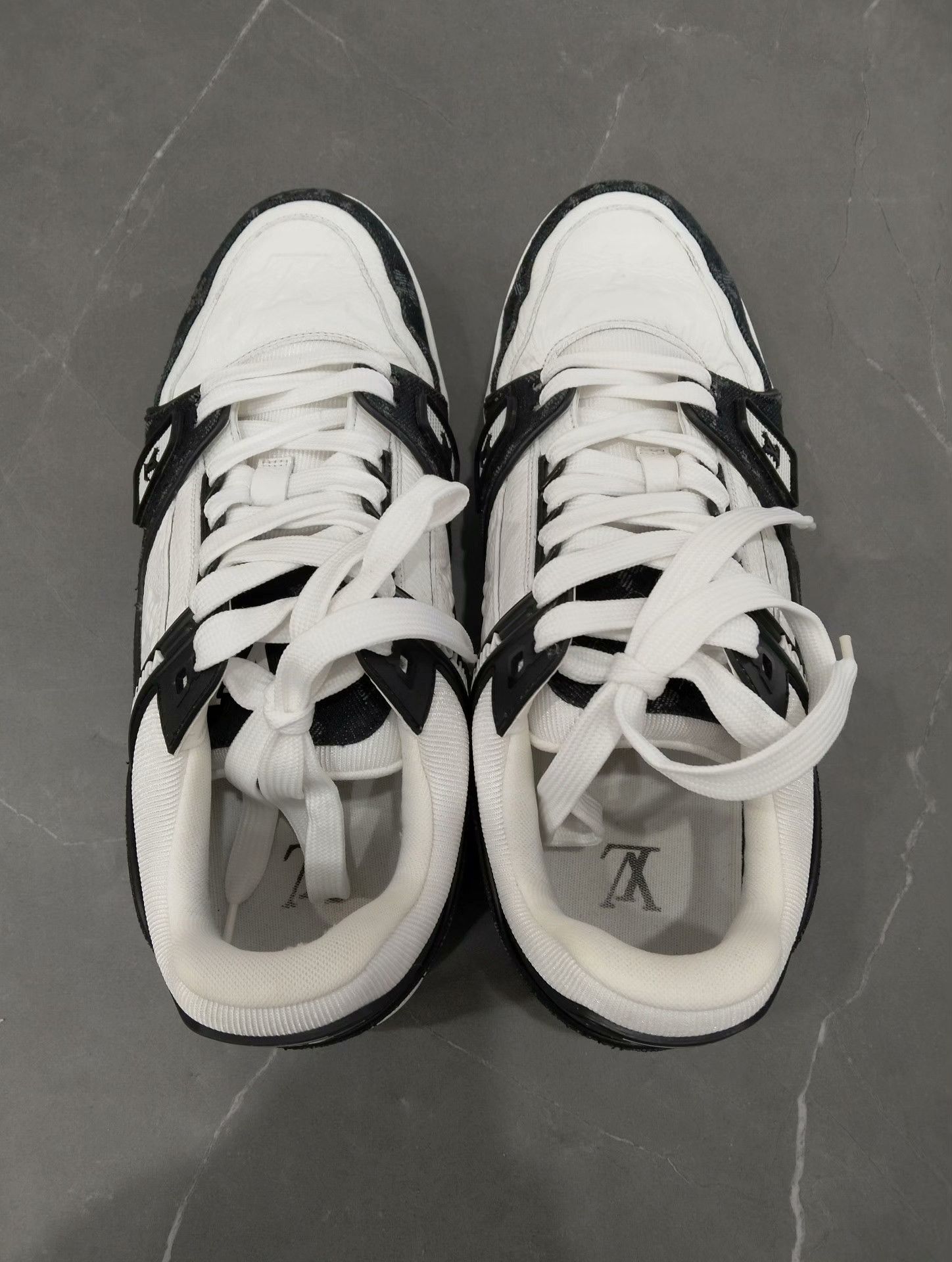 Louis Vuitton Louis Vuitton Training Lowtop Sneakers 42 Men Size US 9 / EU 42 - 6 Thumbnail