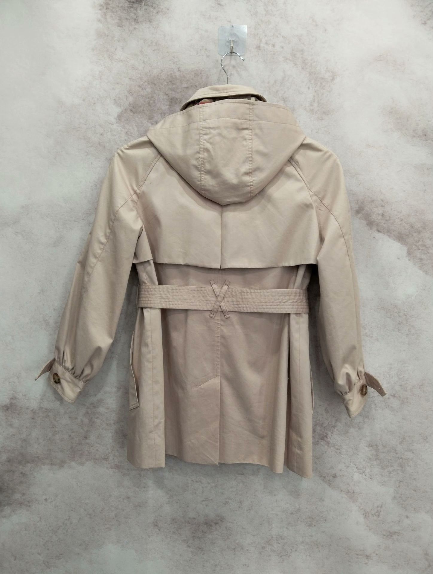 Burberry Burberry Coat M Women Size M / US 6-8 / IT 42-44 - 2 Thumbnail