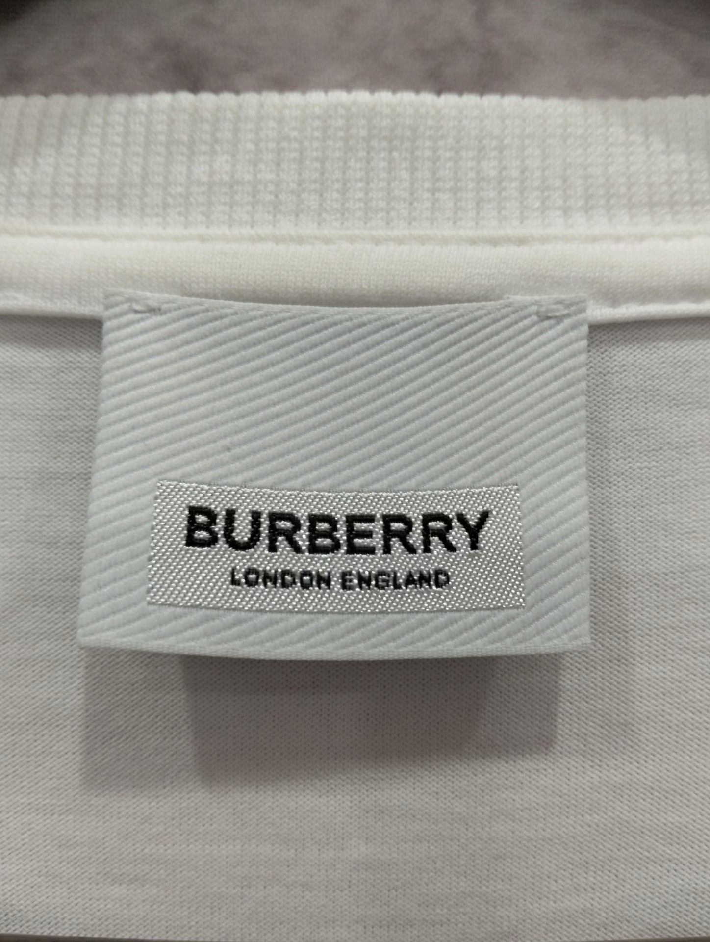 Burberry Burberry T-Shirt L Men Size US L / EU 52-54 / 3 - 3 Thumbnail