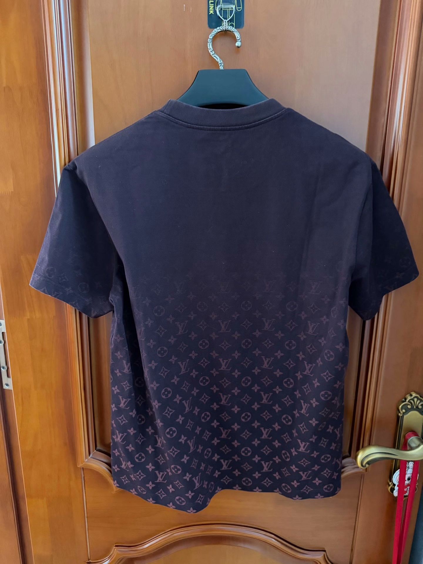 Louis Vuitton Louis Vuitton Tie-Dye Gradient Red T-Shirt L Men Size US L / EU 52-54 / 3 - 2 Thumbnail