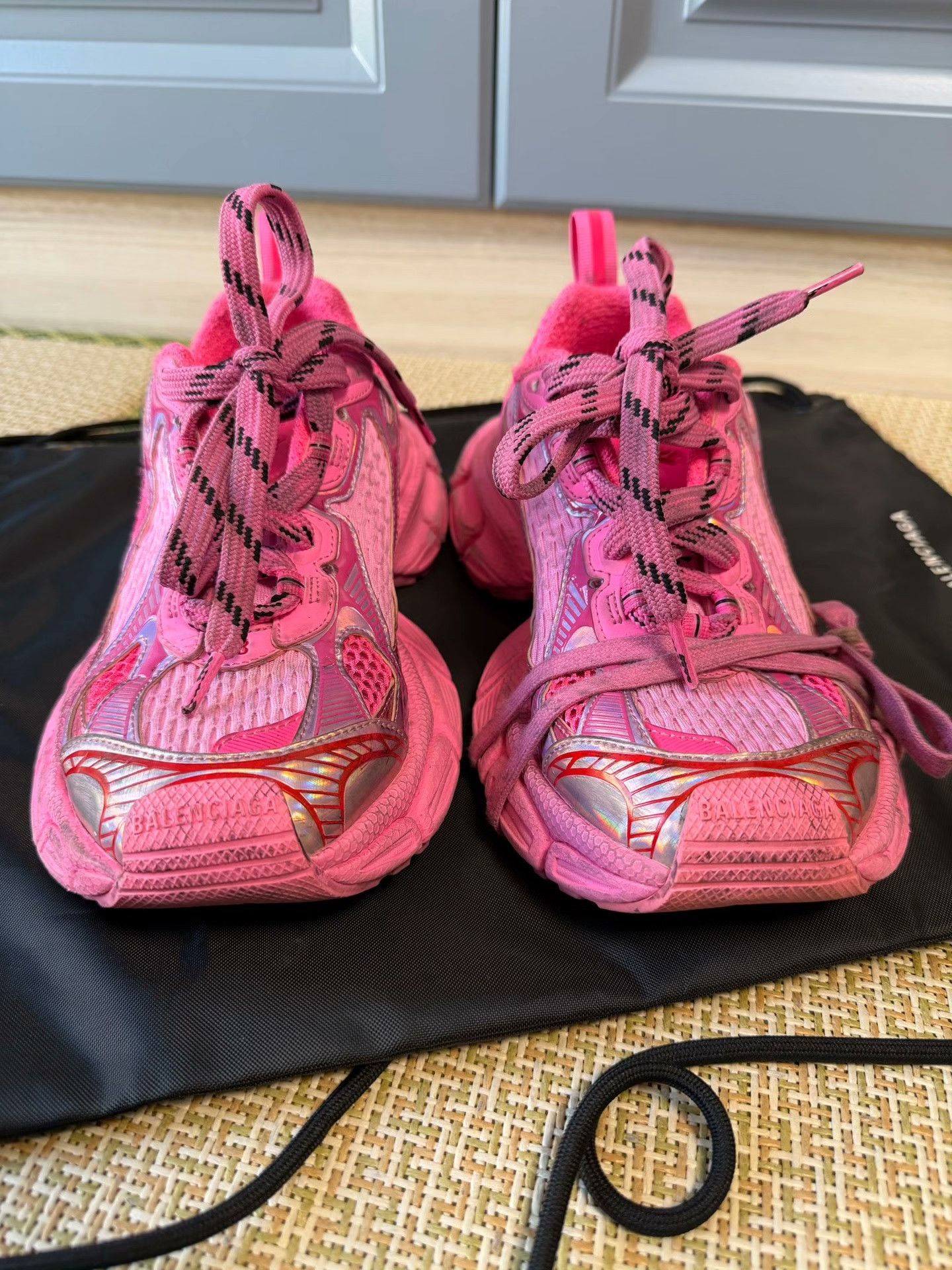 Balenciaga Balenciaga Pink Lowtop Sneakers XXXL Women Size US 8 / IT 38 - 3 Thumbnail