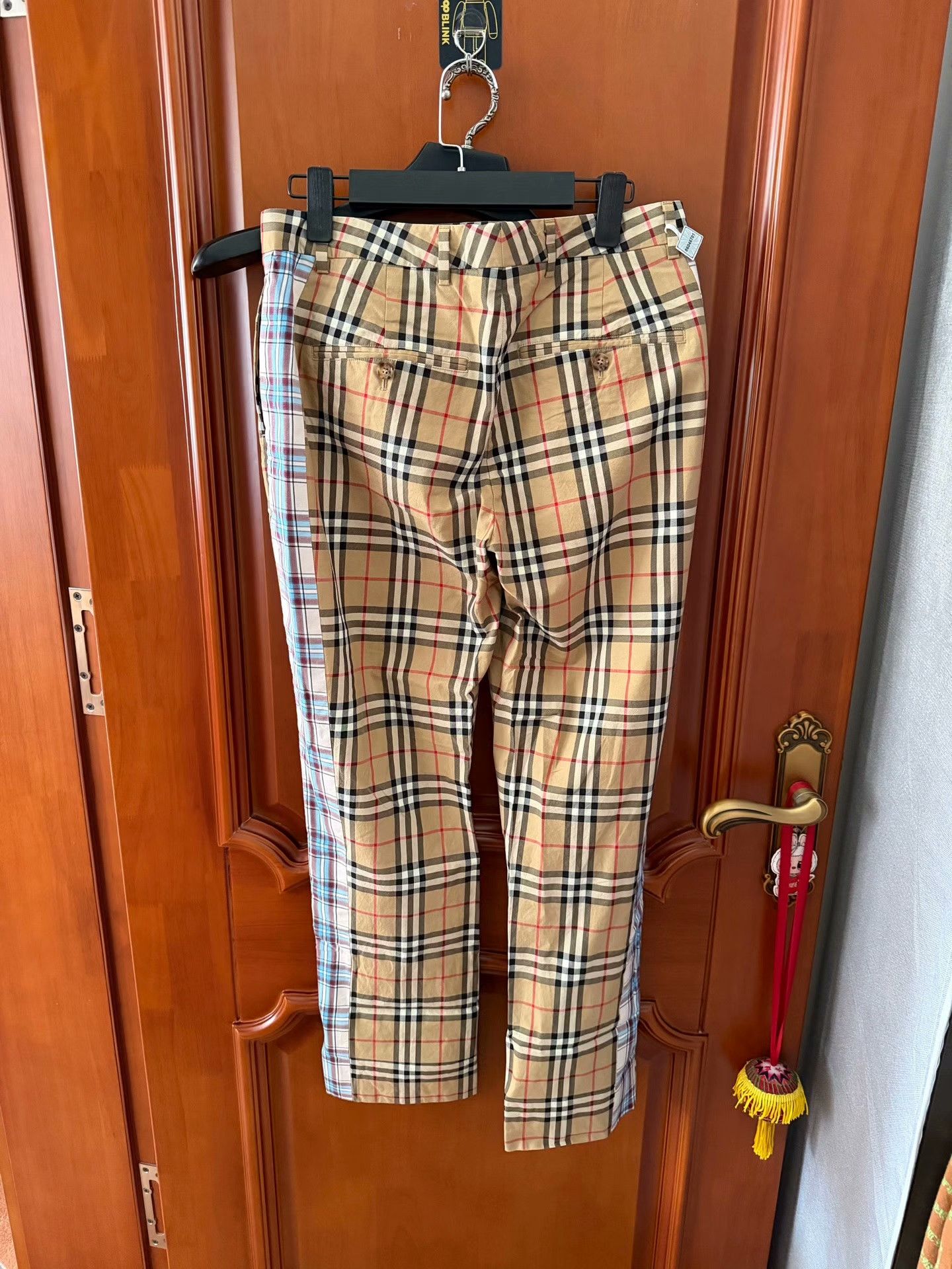 Burberry Burberry Patchwork Plaid Pants 8 Women Size 28" / US 6 / IT 42 - 2 Thumbnail