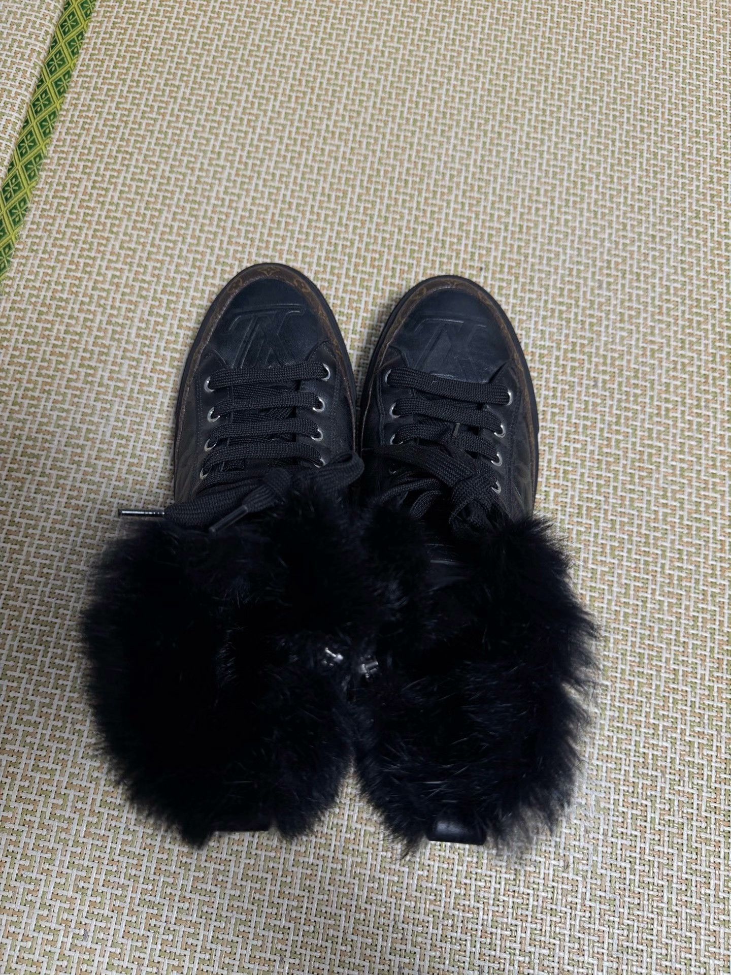 Louis Vuitton Hitop Sneakers Size US 5.5 / EU 38 - 3 Thumbnail