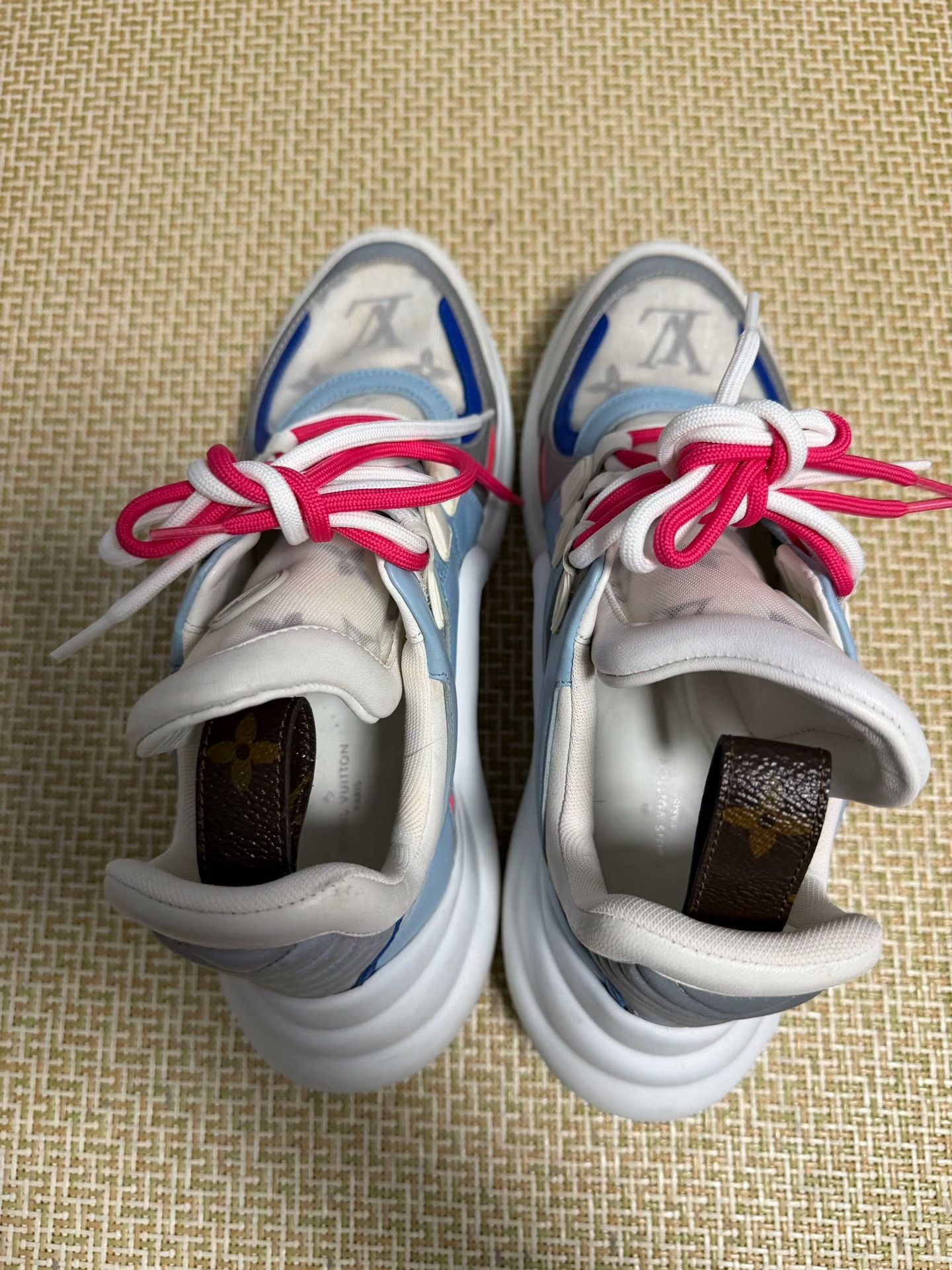 Louis Vuitton Louis Vuitton Lowtop Sneakers 38 Women Size US 7.5 / IT 37.5 - 3 Thumbnail