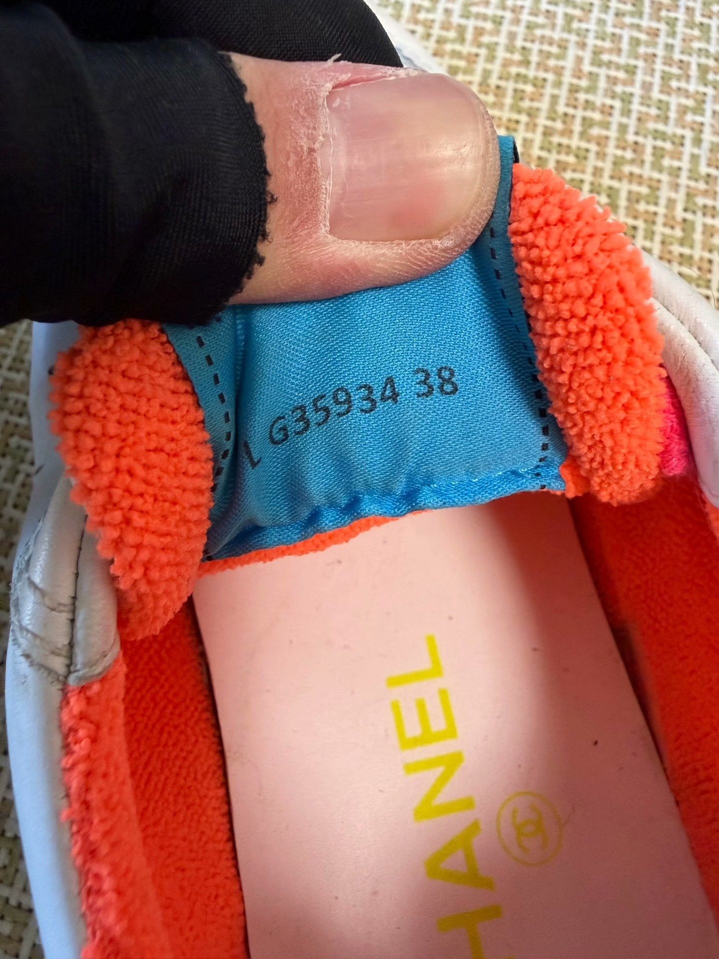 Chanel Chanel Rainbow Multi Lowtop Sneakers 38 Women Size US 7.5 / IT 37.5 - 8 Thumbnail