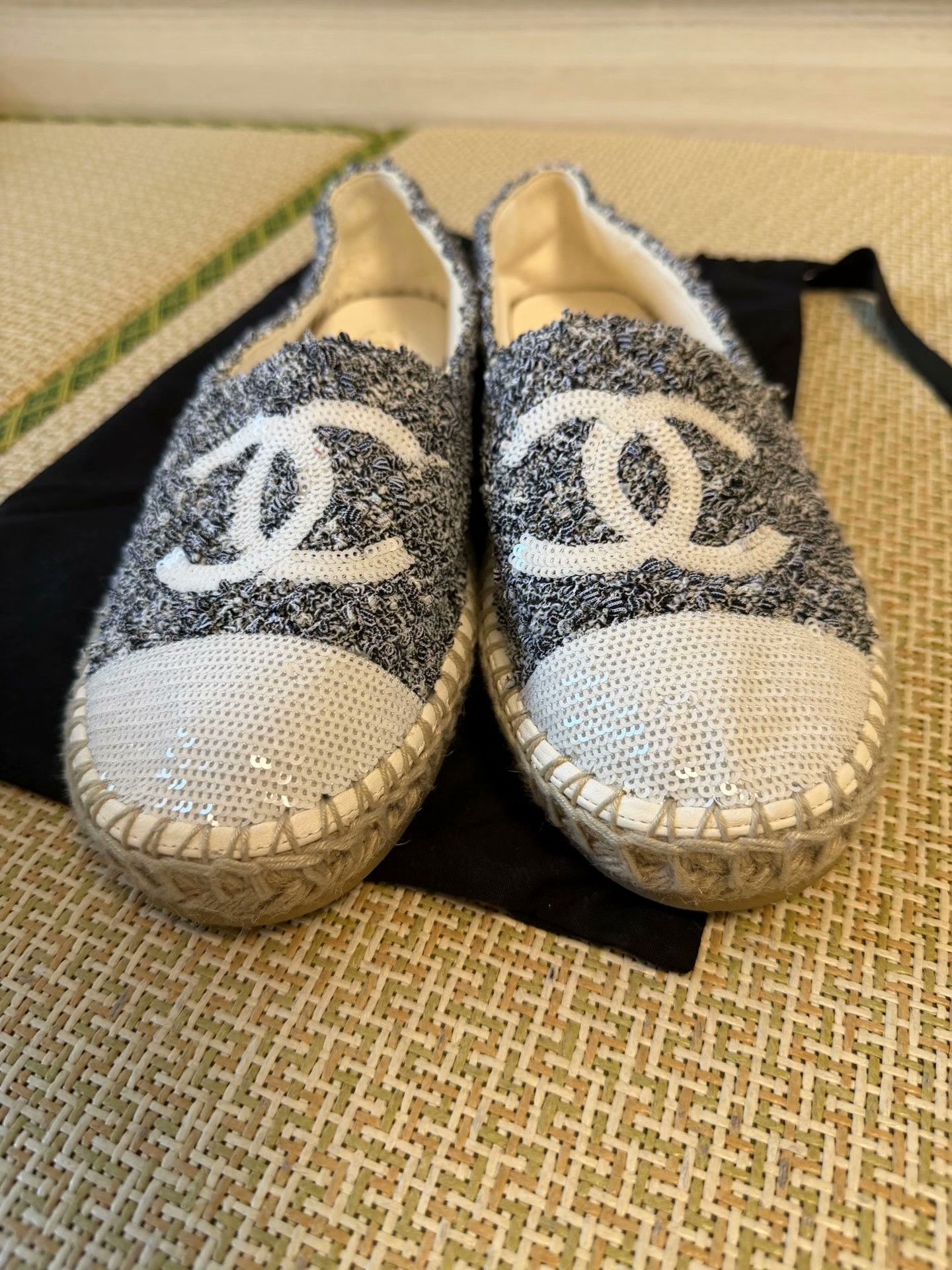 Chanel Chanel Multi Lowtop Sneakers 39 Women Size US 8.5 / IT 38.5 - 4 Thumbnail