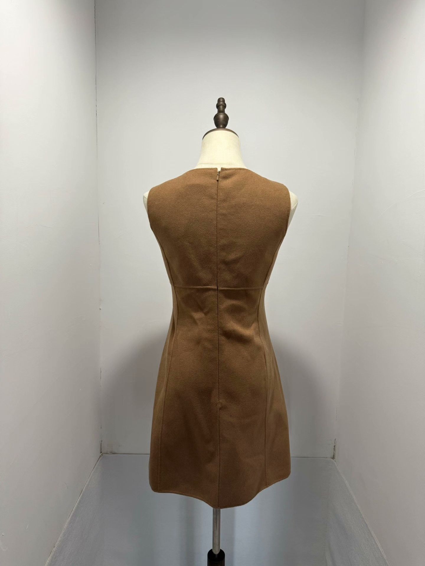 Max Mara Max Mara Wool Dress S Women Size S / US 4 / IT 40 - 2 Thumbnail