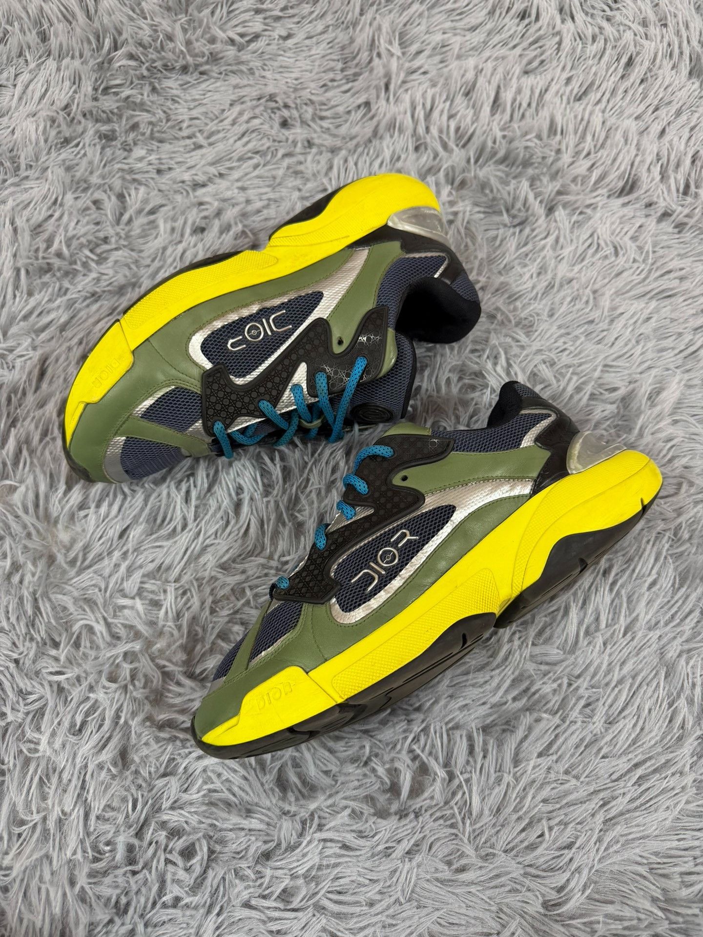 Dior Dior Yellow Lowtop Sneakers 24 Men Size US 7 / EU 40 - 2 Thumbnail