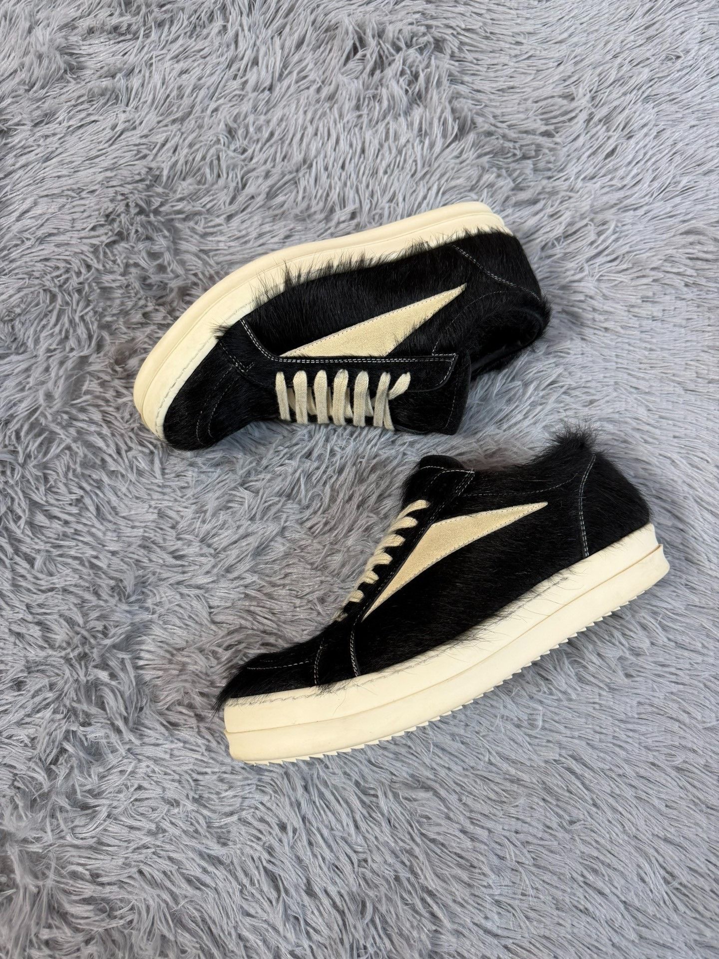 Rick Owens Rick Owens Black Lowtop Sneakers 7 Men Size US 7 / EU 40 - 2 Thumbnail