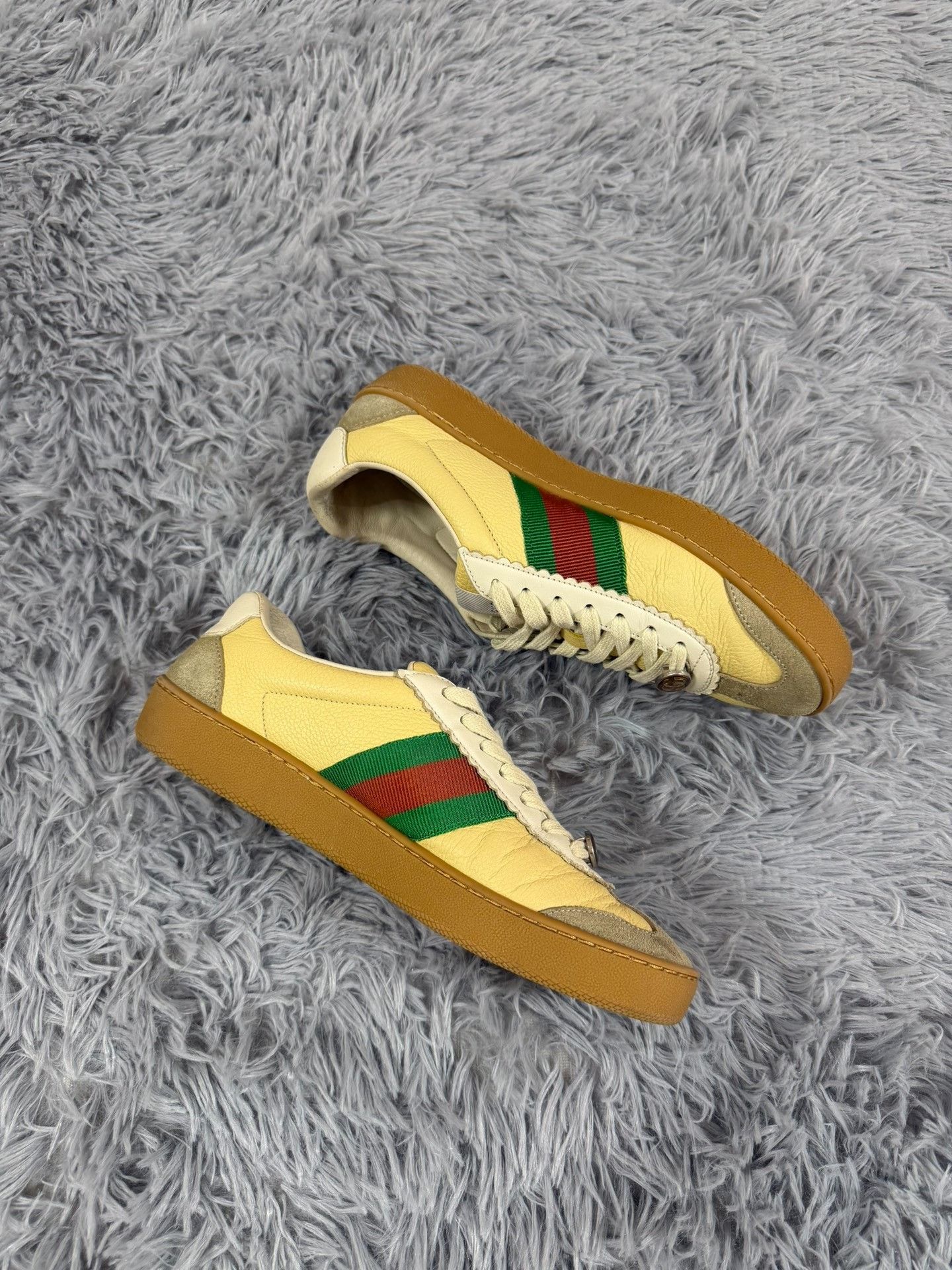 Gucci Gucci Lowtop Sneakers us_7 Women Size US 7 / IT 37 - 3 Thumbnail