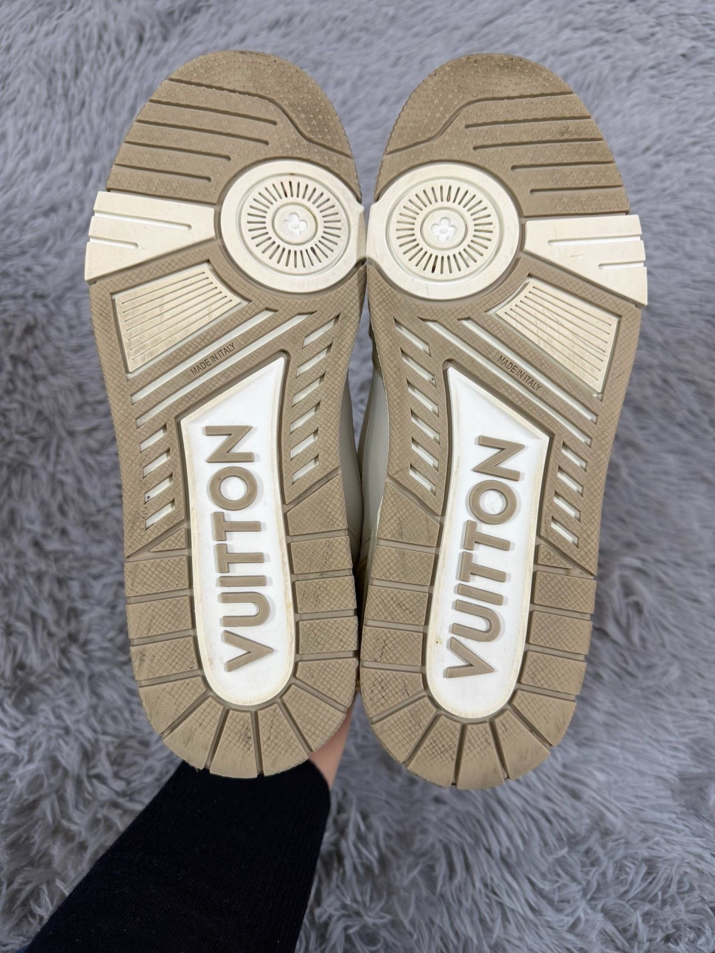 Louis Vuitton Louis Vuitton Training Beige Lowtop Sneakers 41 Men Size US 8.5 / EU 41-42 - 5 Thumbnail