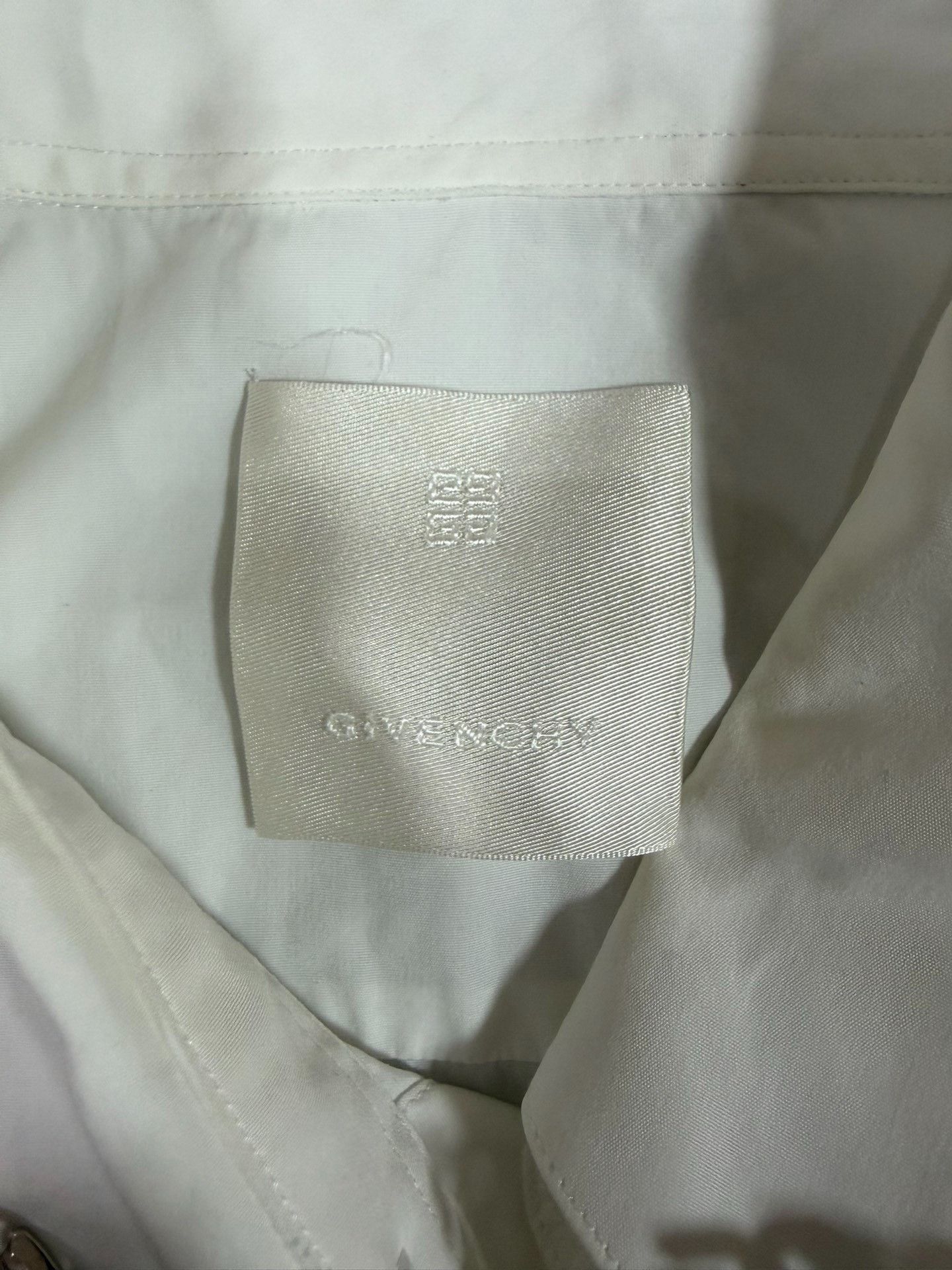 Givenchy Givenchy Shirt xs Men Size US XS / EU 42 / 0 - 3 Thumbnail