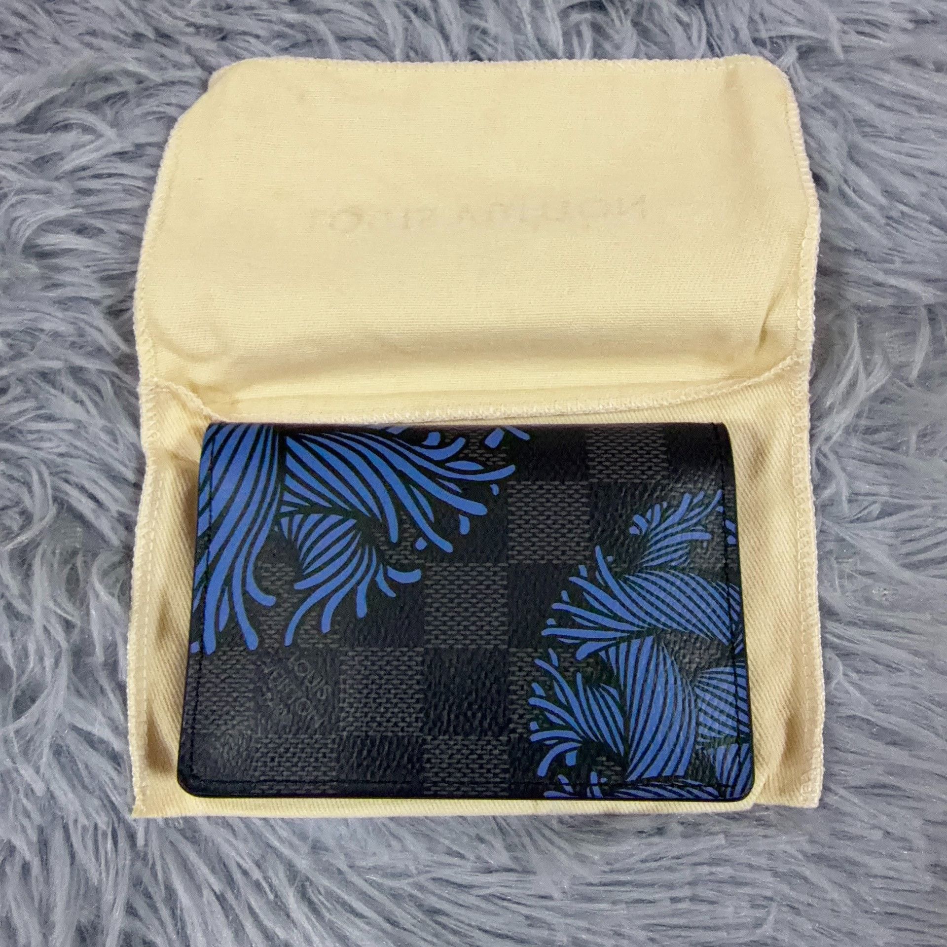 Louis Vuitton Louis Vuitton Limited Blue Bag one size Men Size ONE SIZE - 2 Thumbnail