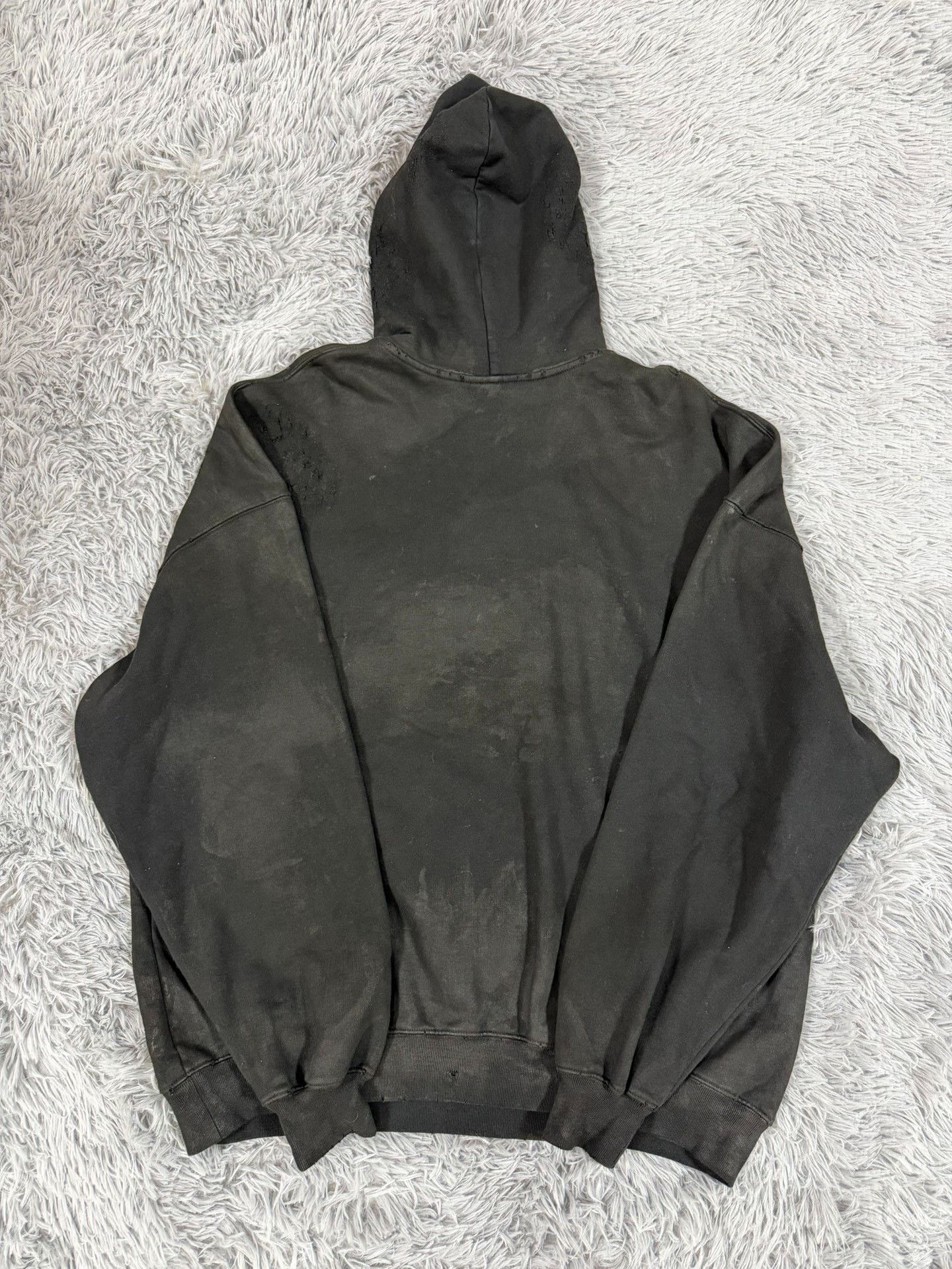 Balenciaga Balenciaga Distressed Hoodie xs Men Size US XS / EU 42 / 0 - 2 Thumbnail