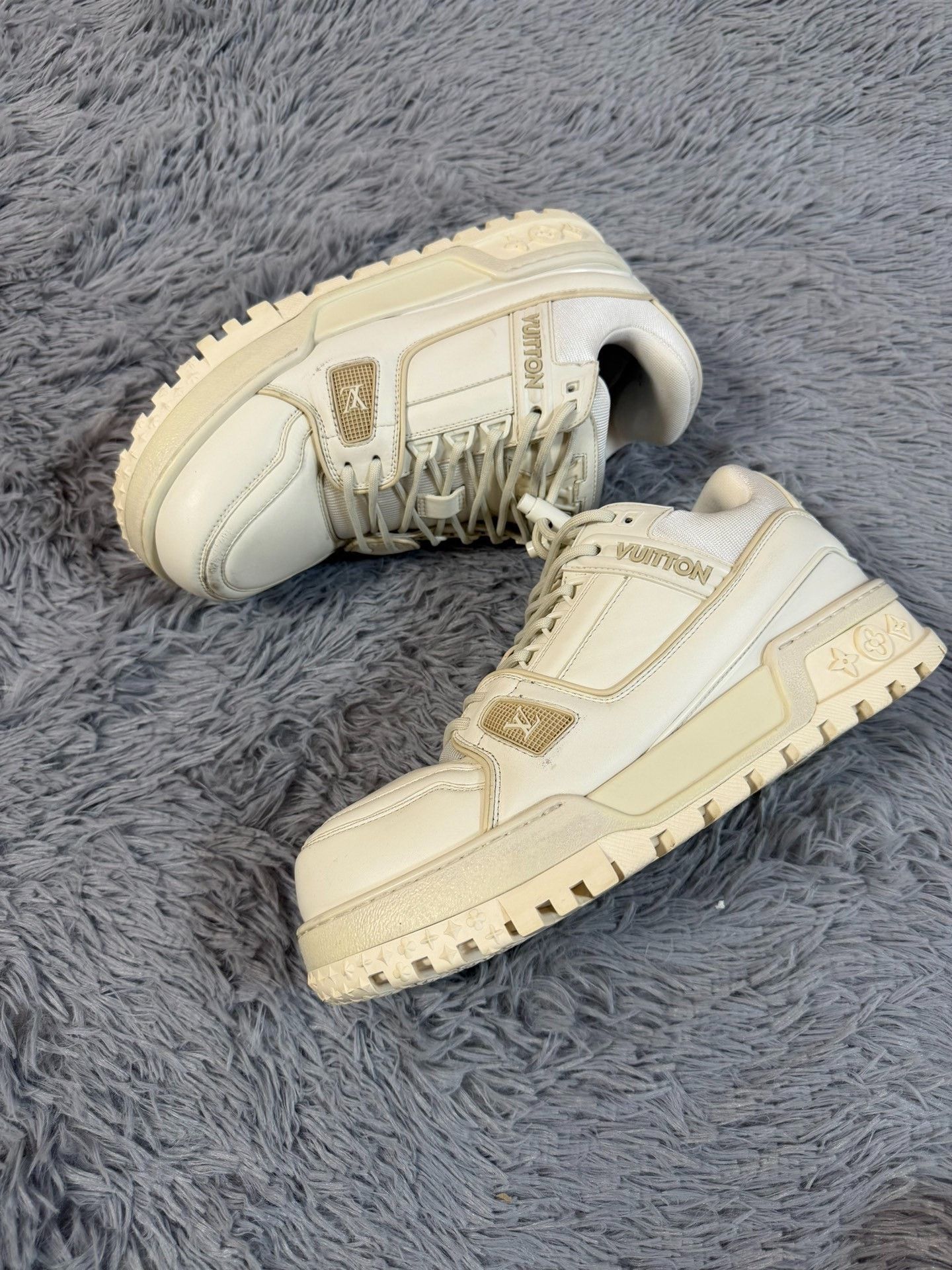 Louis Vuitton Louis Vuitton Training White Lowtop Sneakers 41 Men Size US 8.5 / EU 41-42 - 2 Thumbnail