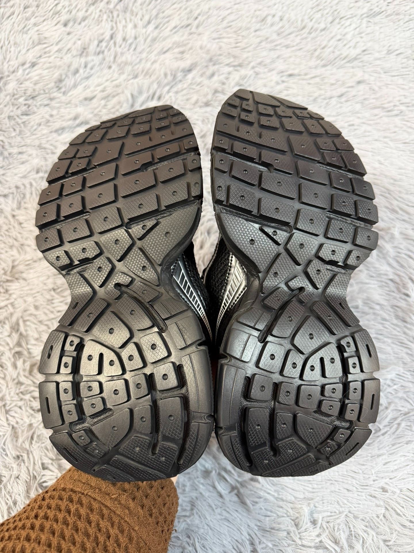 Balenciaga Balenciaga Black Lowtop Sneakers XXXL Men Size US 10 / EU 43 - 5 Thumbnail
