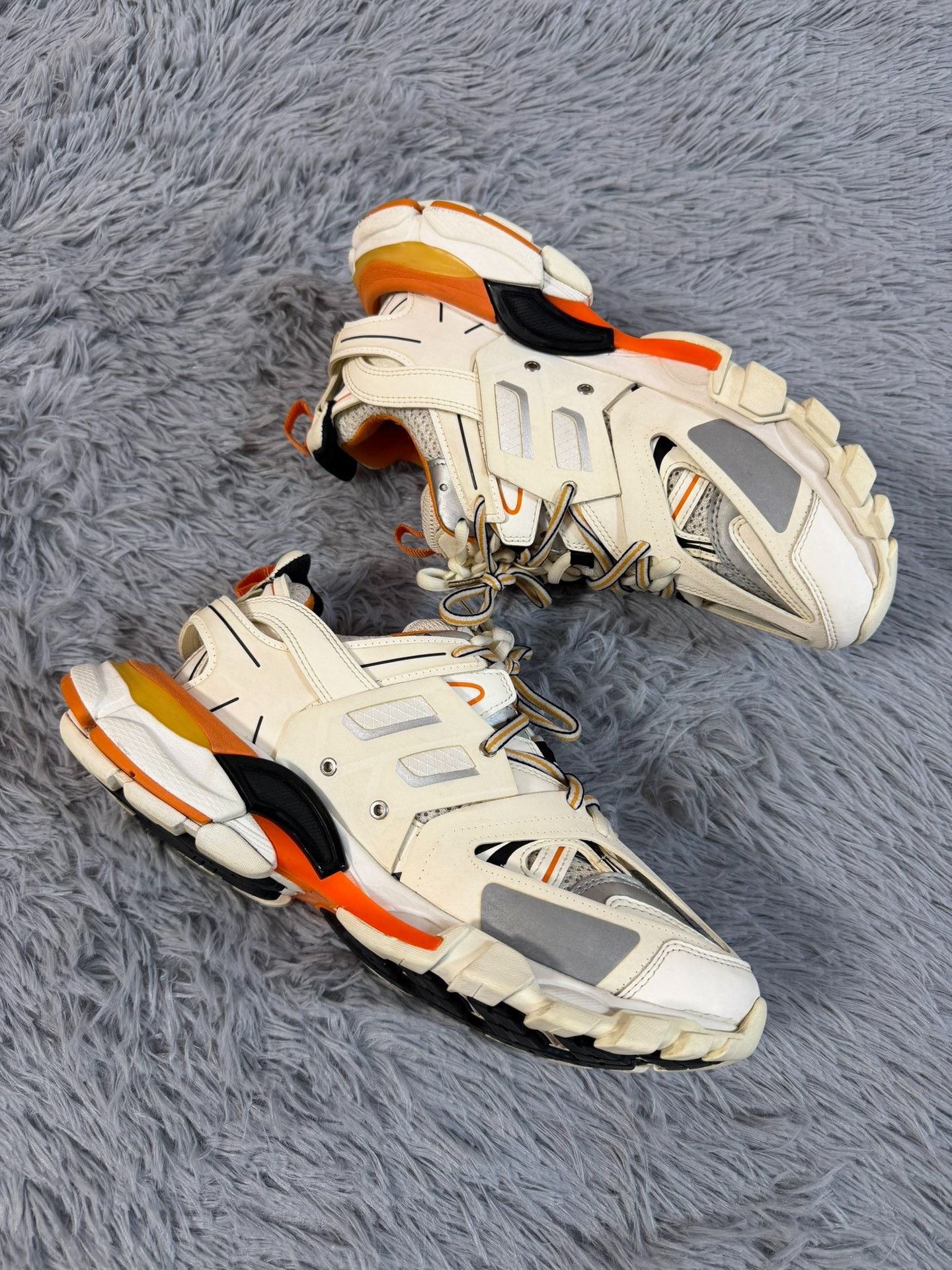 Balenciaga Balenciaga White Lowtop Sneakers 40 Men Size US 7.5 / EU 40-41 - 3 Thumbnail