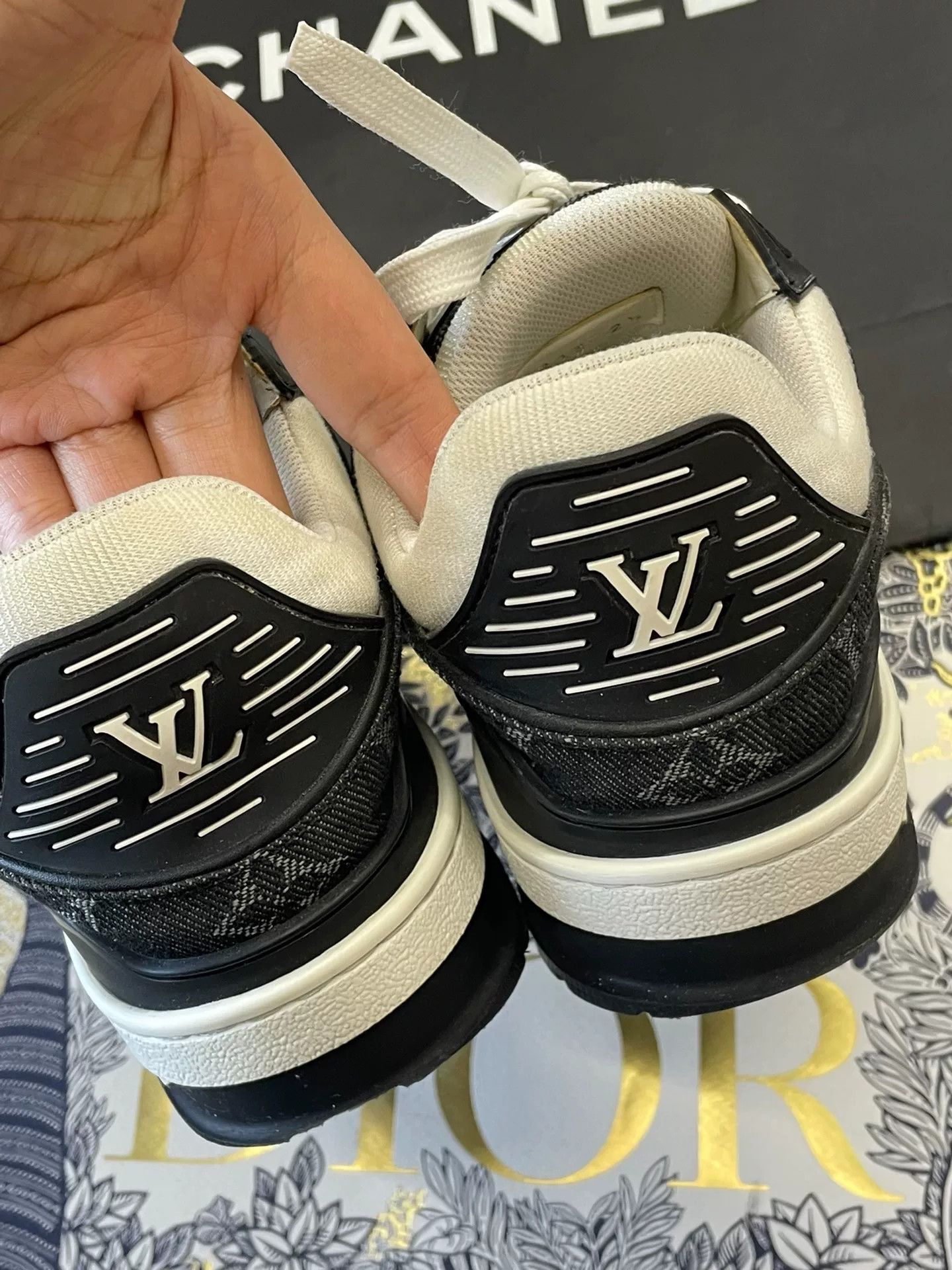 Louis Vuitton Louis Vuitton Leather Denim Monogram Sneakers Size US 4.5 / IT 34.5 - 3 Thumbnail