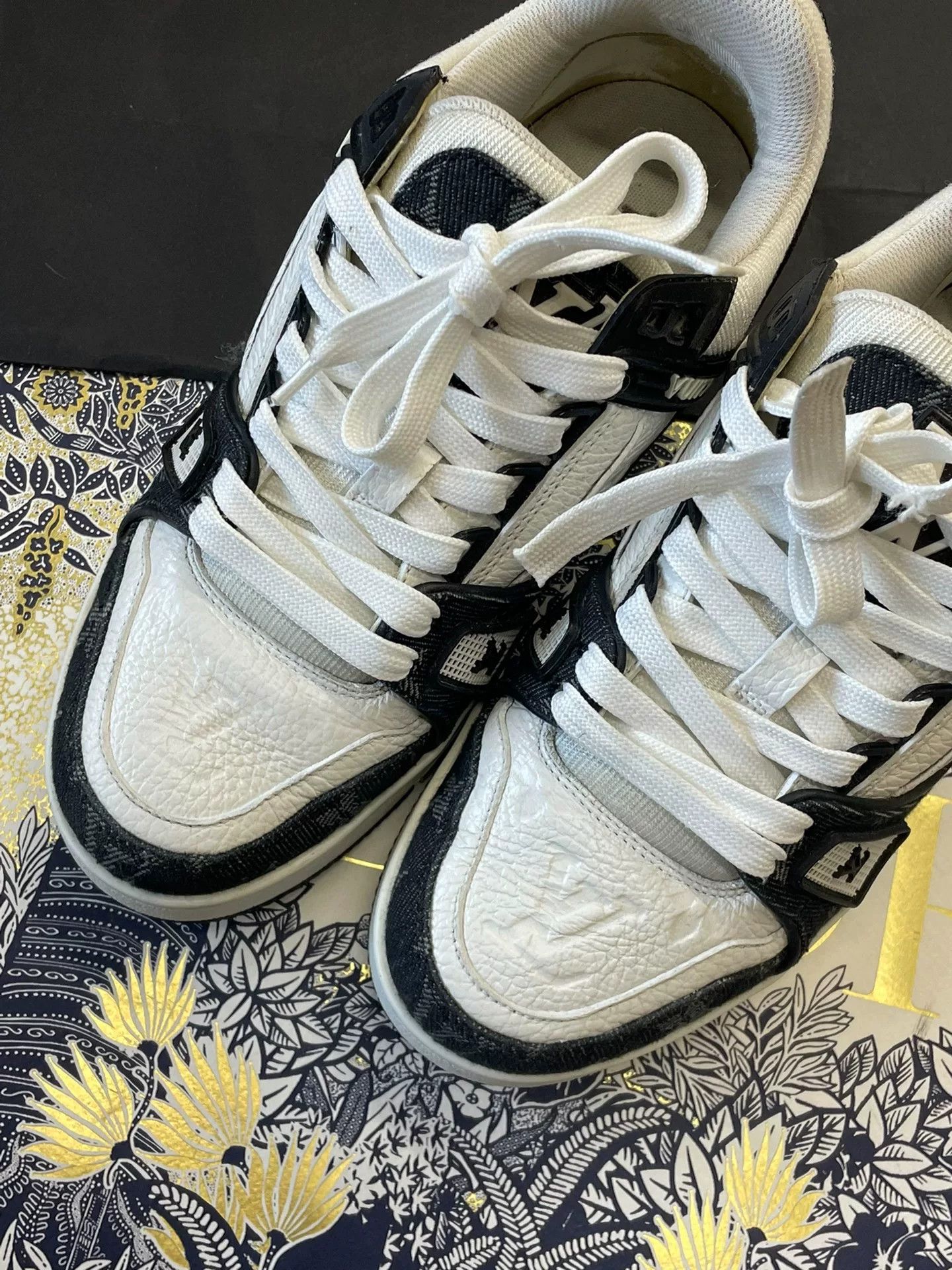 Louis Vuitton Louis Vuitton Leather Denim Monogram Sneakers Size US 4.5 / IT 34.5 - 2 Thumbnail