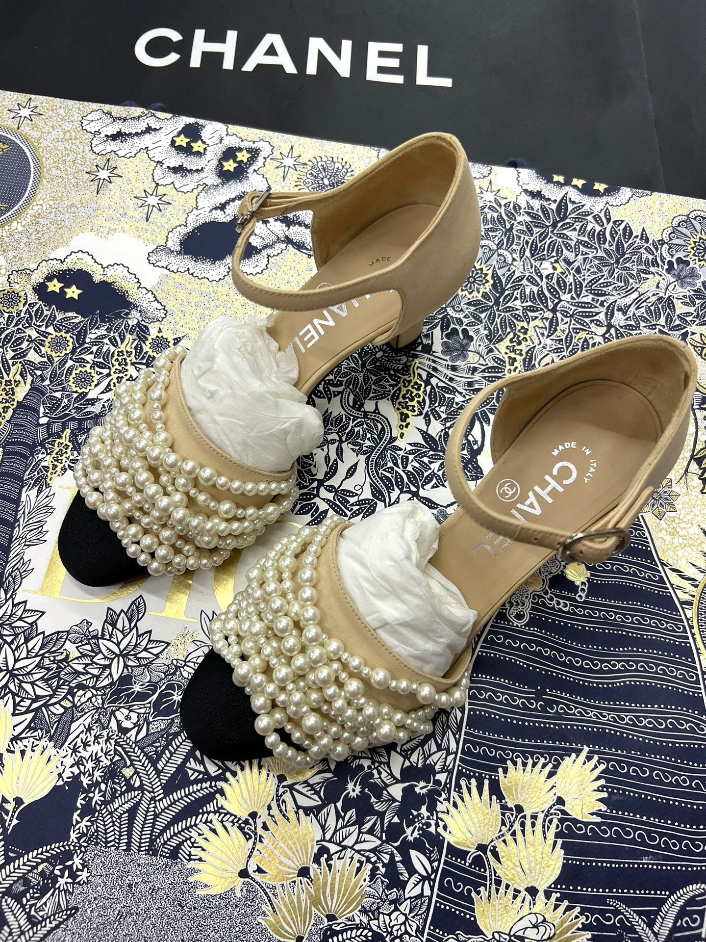 Chanel Chanel Pearl High Heels Size US 5.5 / IT 35.5 - 2 Thumbnail