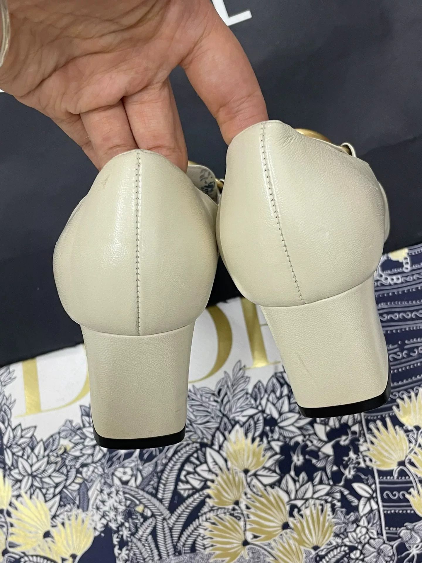 Gucci Gucci Beige Gold Logo Heel Leather Shoes Size US 5.5 / IT 35.5 - 5 Thumbnail