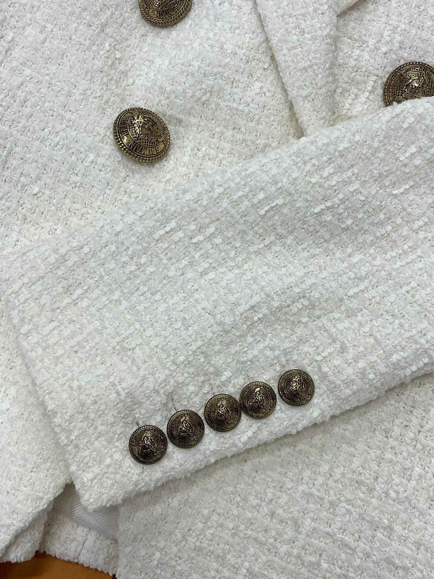 Balmain Balmain White Gold-Button Blazer Size S / US 4 / IT 40 - 2 Thumbnail