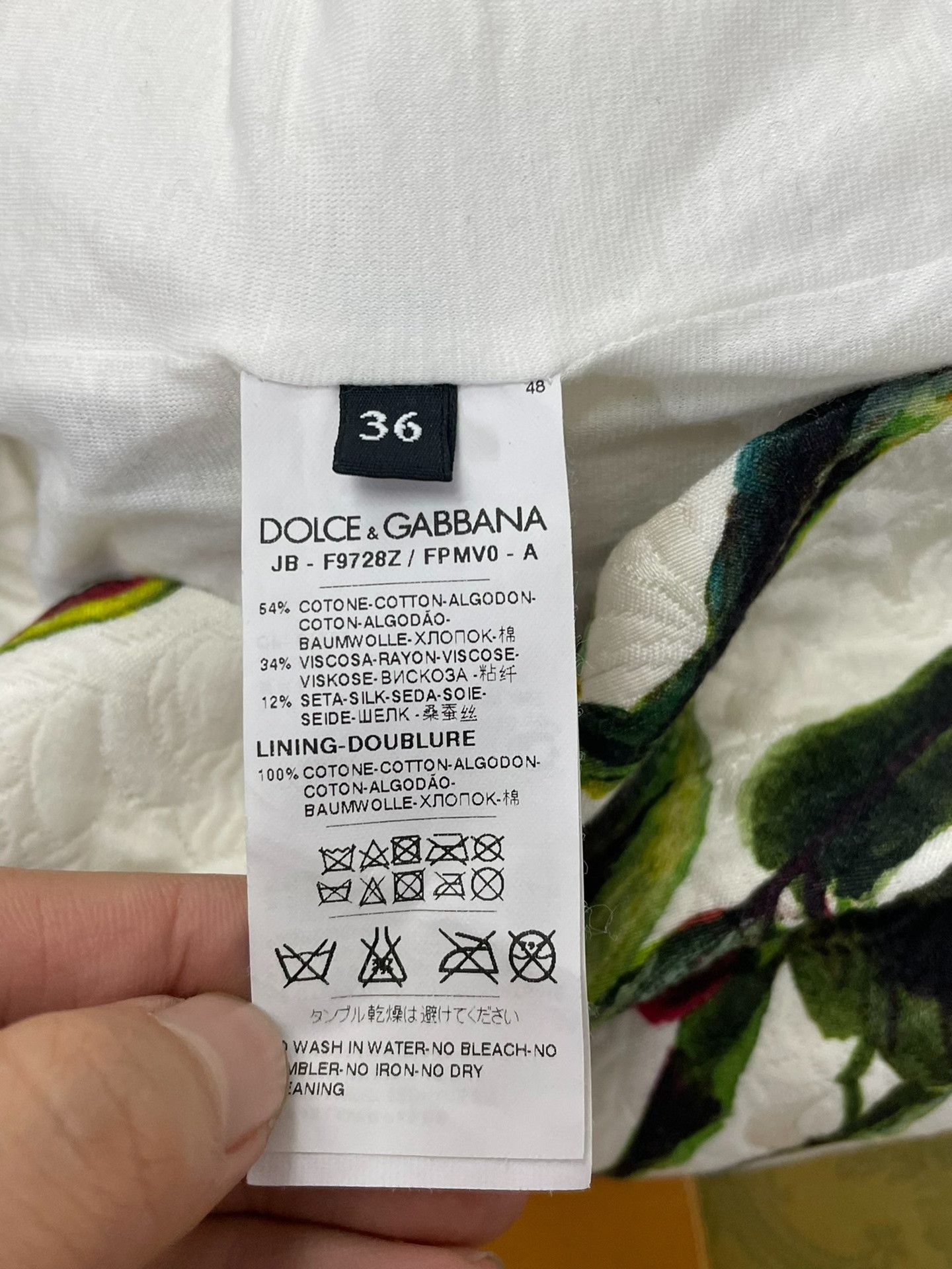Dolce & Gabbana Dolce&Gabbana White Rose Beaded Top Size XS / US 0-2 / IT 36-38 - 5 Thumbnail